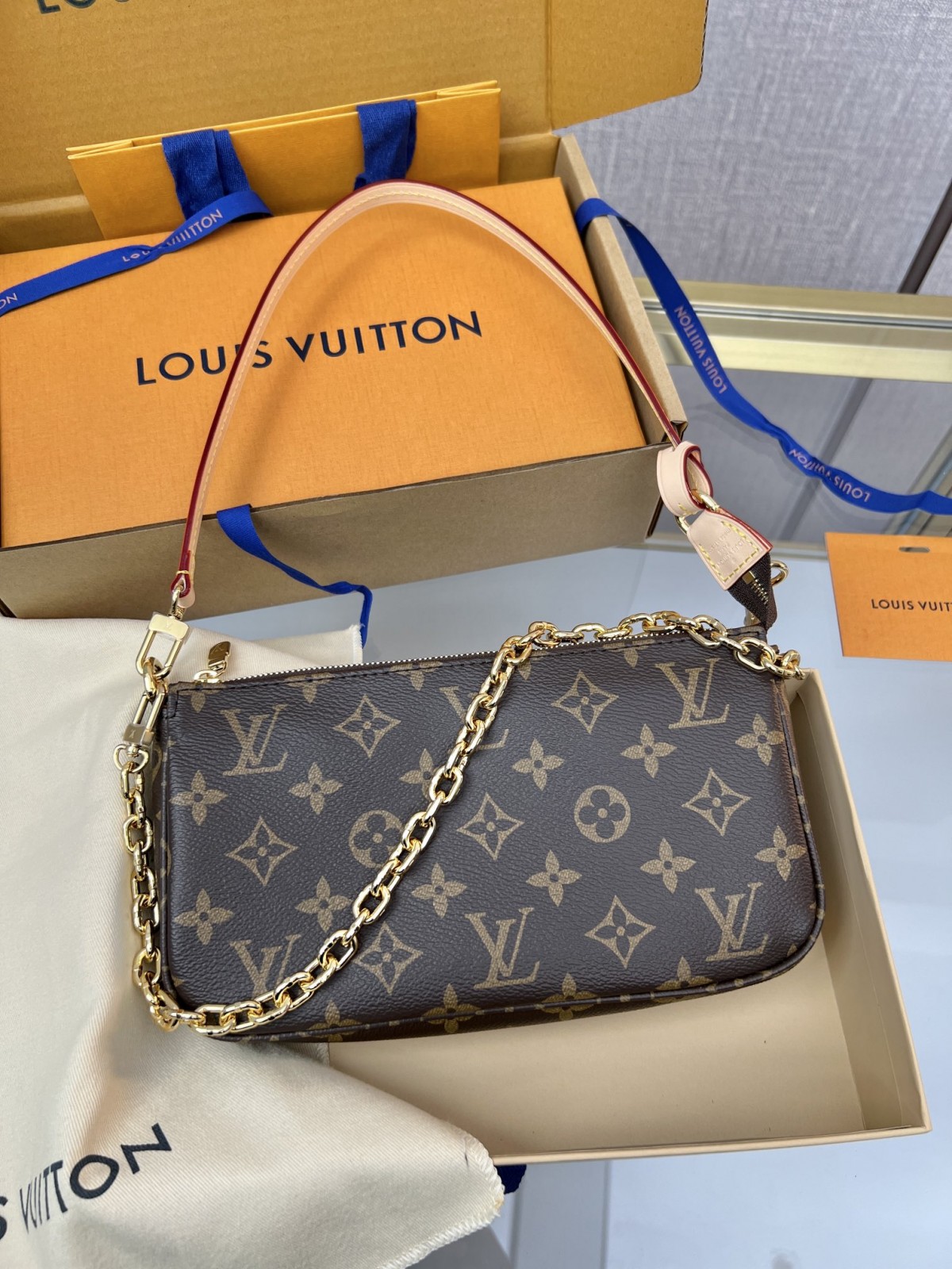 Shebag Super Replica Louis Vuitton M82766 POCHETTE ACCESSOIRES bag review (2025 July updated)-Best Quality Fake designer Bag Review, Replica designer bag ru