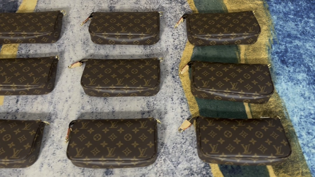 Shebag Super Replica Louis Vuitton M82766 POCHETTE ACCESSOIRES bag review (2025 July updated)-Best Quality Fake designer Bag Review, Replica designer bag ru