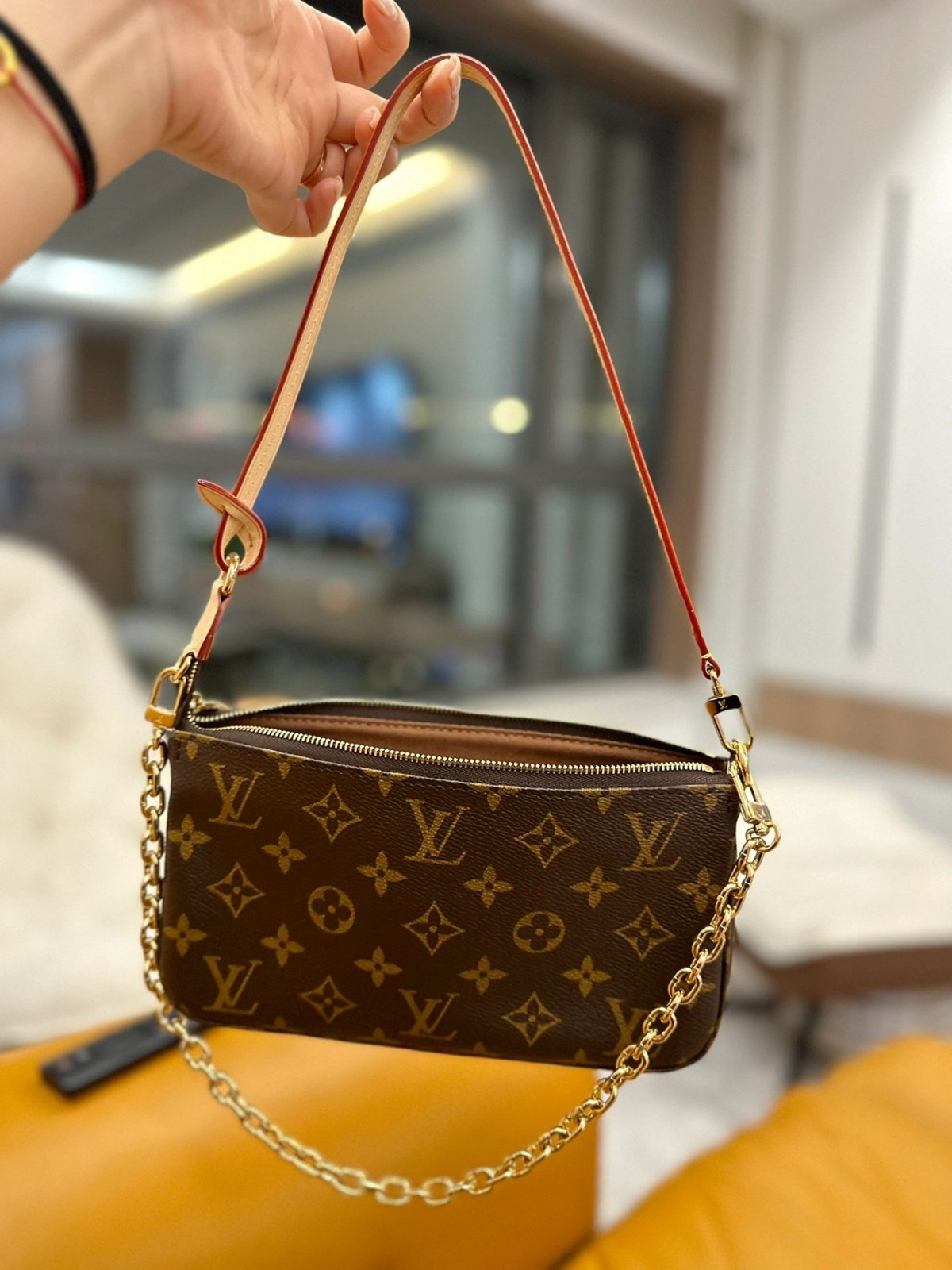 Shebag Super Replica Louis Vuitton M82766 POCHETTE ACCESSOIRES bag review (2025 July updated)-Best Quality Fake designer Bag Review, Replica designer bag ru