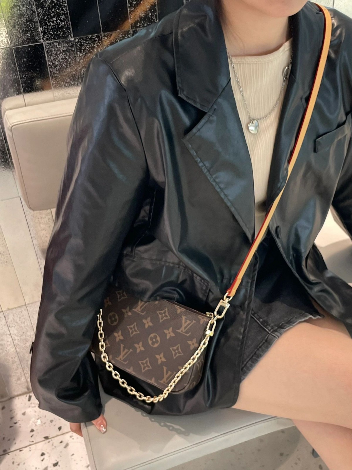 Shebag Super Replica Louis Vuitton M82766 POCHETTE ACCESSOIRES bag review (2025 July updated)-Best Quality Fake designer Bag Review, Replica designer bag ru