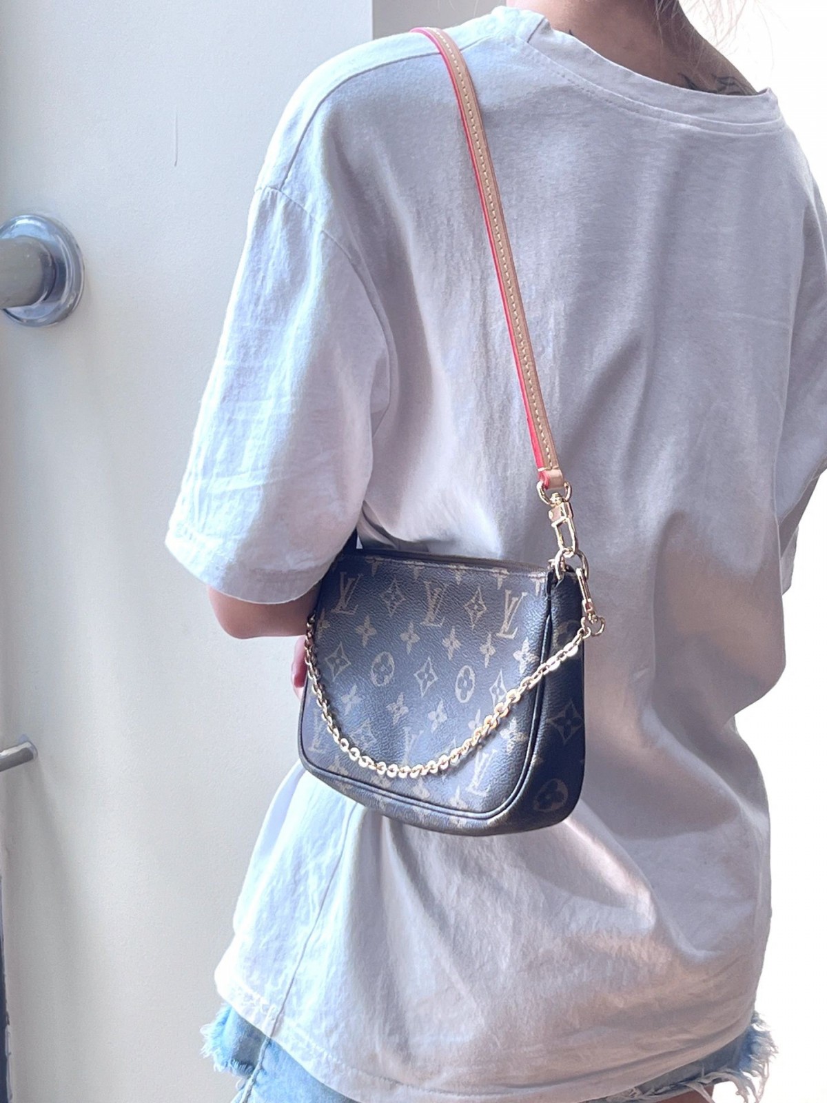 Shebag Super Replica Louis Vuitton M82766 POCHETTE ACCESSOIRES bag review (2025 July updated)-Best Quality Fake designer Bag Review, Replica designer bag ru
