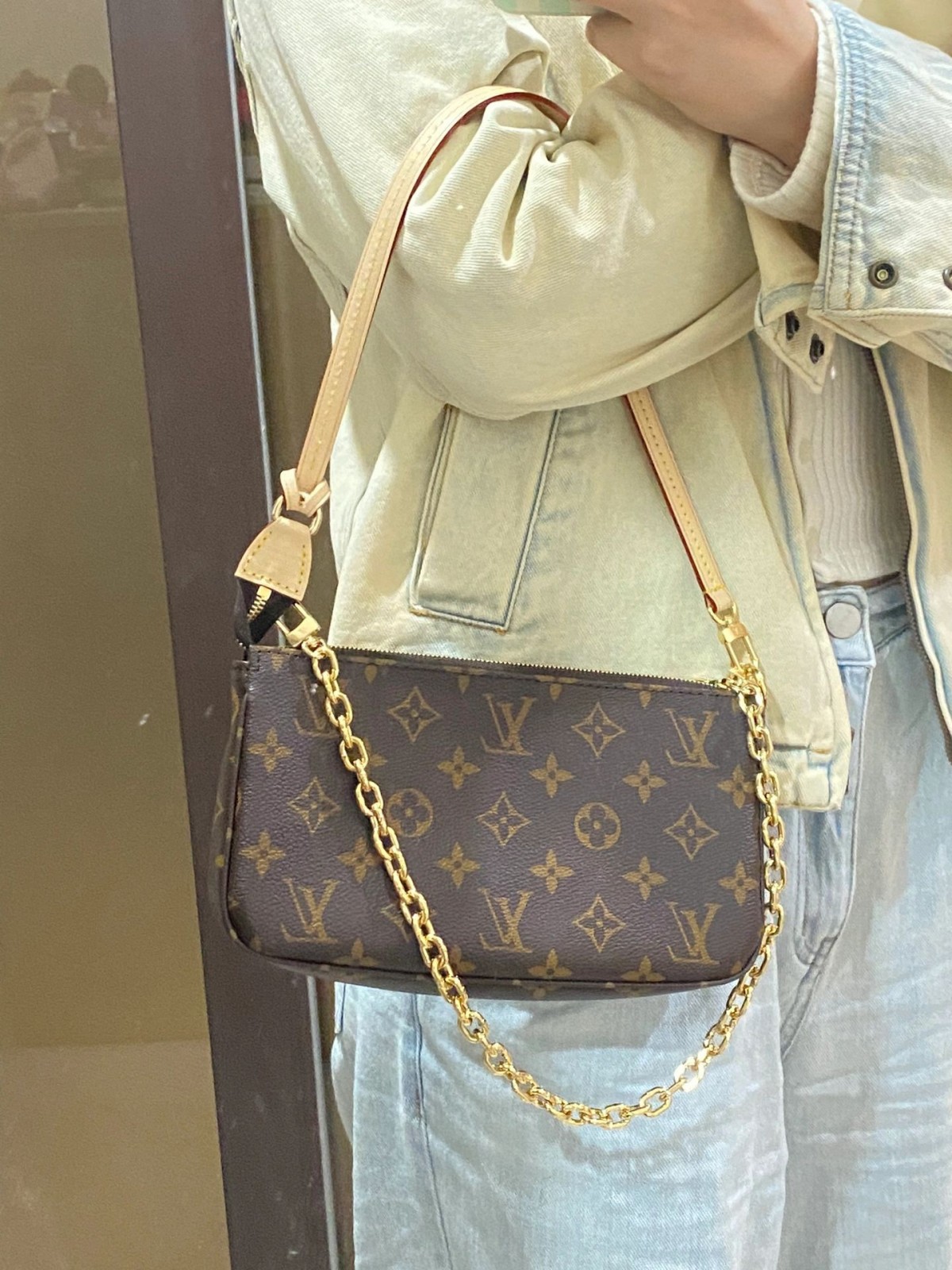 Shebag Super Replica Louis Vuitton M82766 POCHETTE ACCESSOIRES bag review (2025 July updated)-Best Quality Fake designer Bag Review, Replica designer bag ru