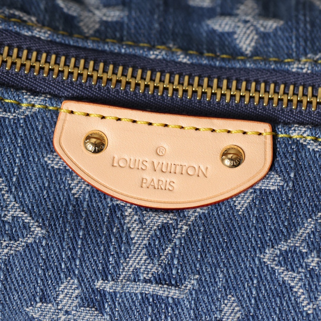 Shebag Super replica Louis Vuitton M82949 HILLS POCHETTE bag review (2025 July Updated)-Best Quality Fake designer Bag Review, Replica designer bag ru Shebag Super replica Louis Vuitton M82949 HILLS POCHETTE bag review (2025 July Updated)-Best Quality Fake designer Bag Review, Replica designer bag ru