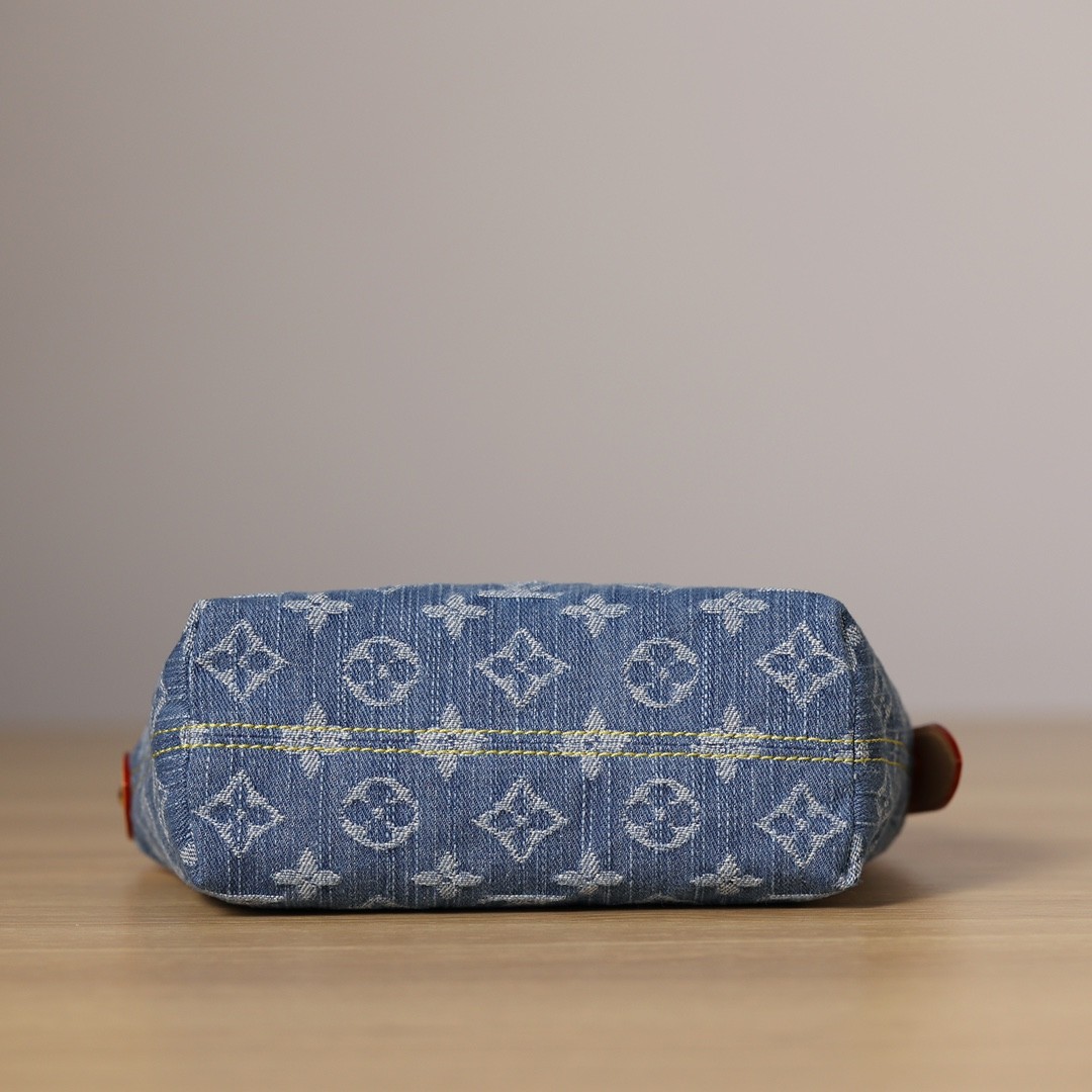 Shebag Super replica Louis Vuitton M82949 HILLS POCHETTE bag review (2025 July Updated)-Best Quality Fake designer Bag Review, Replica designer bag ru Shebag Super replica Louis Vuitton M82949 HILLS POCHETTE bag review (2025 July Updated)-Best Quality Fake designer Bag Review, Replica designer bag ru
