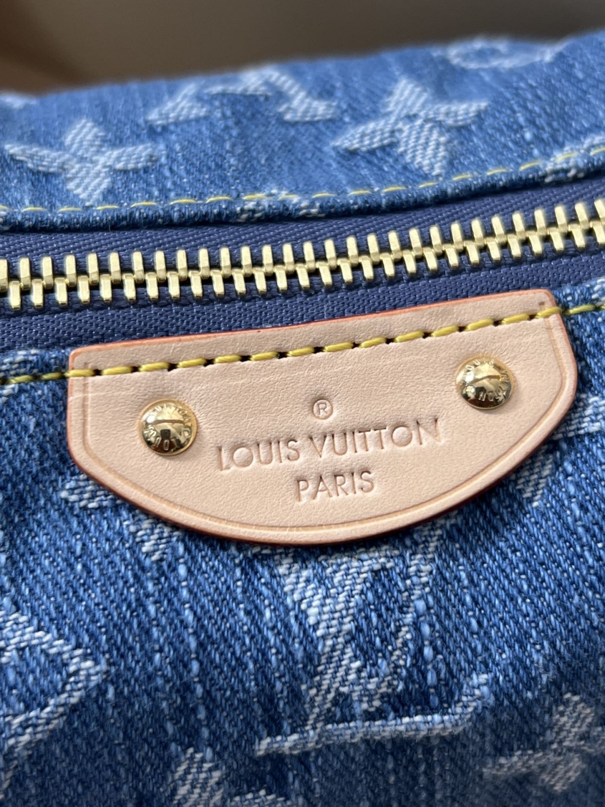 Shebag Super replica Louis Vuitton M82949 HILLS POCHETTE bag review (2025 July Updated)-Best Quality Fake designer Bag Review, Replica designer bag ru Shebag Super replica Louis Vuitton M82949 HILLS POCHETTE bag review (2025 July Updated)-Best Quality Fake designer Bag Review, Replica designer bag ru