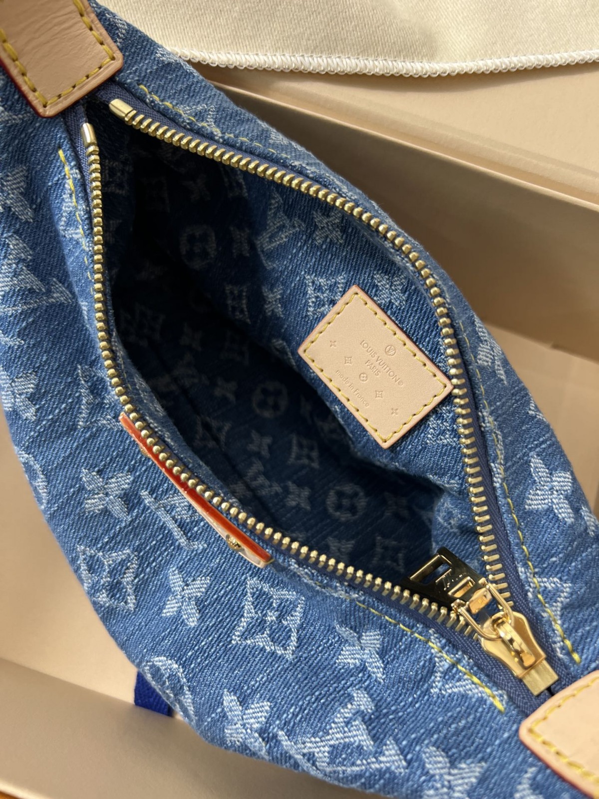 Shebag Super replica Louis Vuitton M82949 HILLS POCHETTE bag review (2025 July Updated)-Best Quality Fake designer Bag Review, Replica designer bag ru Shebag Super replica Louis Vuitton M82949 HILLS POCHETTE bag review (2025 July Updated)-Best Quality Fake designer Bag Review, Replica designer bag ru