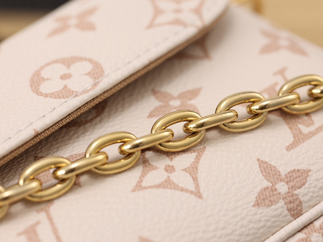 Shebag Super replica Louis Vuitton M83091 Ivy White Monogram bag(2025 July updated)-Best Quality Fake designer Bag Review, Replica designer bag ru