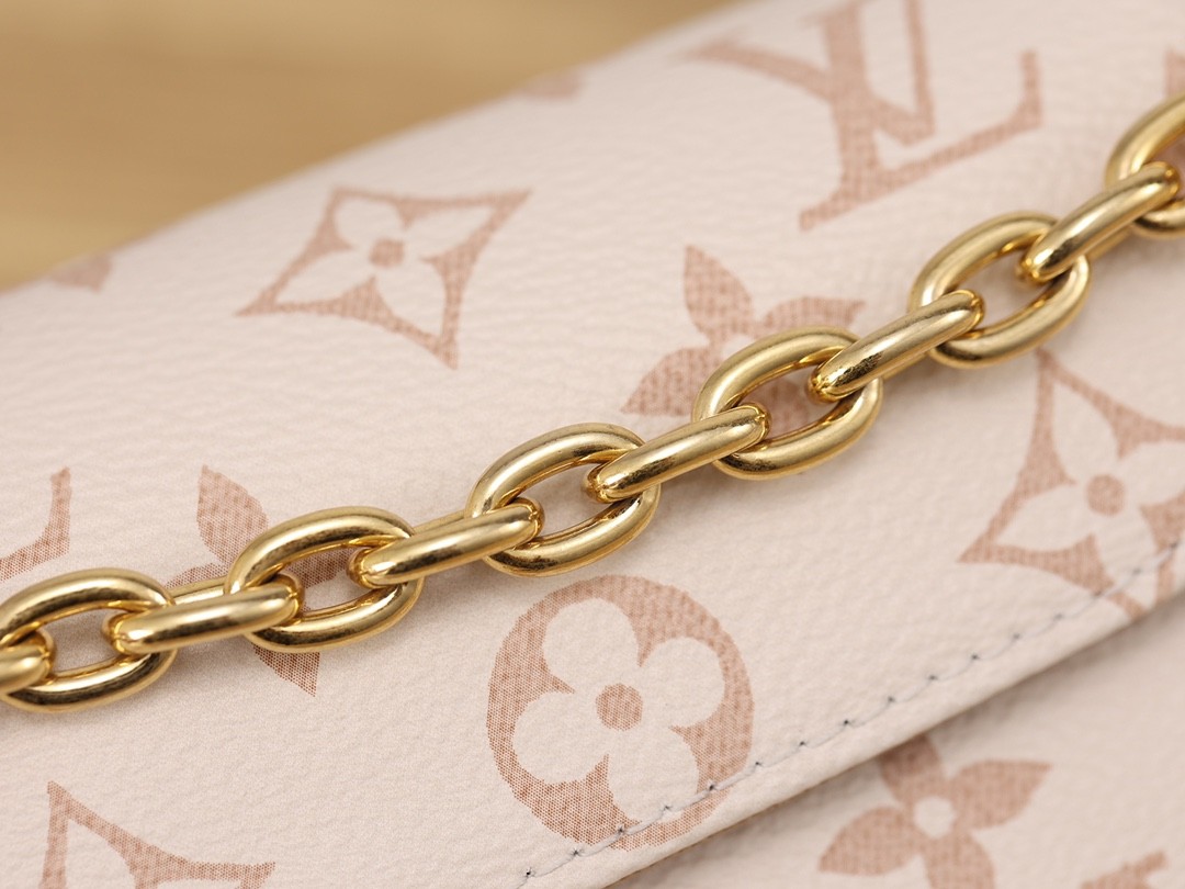 Shebag Super replica Louis Vuitton M83091 Ivy White Monogram bag(2025 July updated)-Best Quality Fake designer Bag Review, Replica designer bag ru