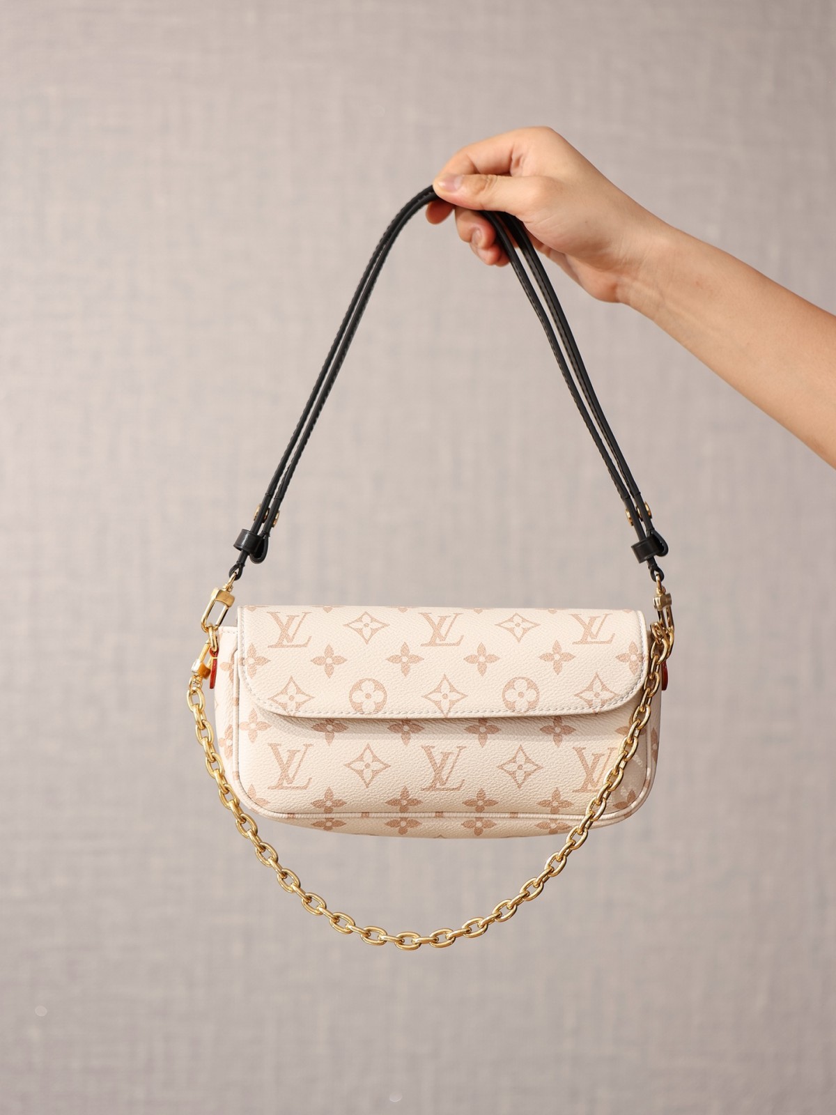 Shebag Super replica Louis Vuitton M83091 Ivy White Monogram bag(2025 July updated)-Best Quality Fake designer Bag Review, Replica designer bag ru