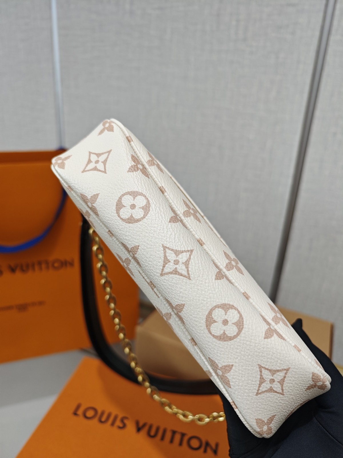 Shebag Super replica Louis Vuitton M83091 Ivy White Monogram bag(2025 July updated)-Best Quality Fake designer Bag Review, Replica designer bag ru