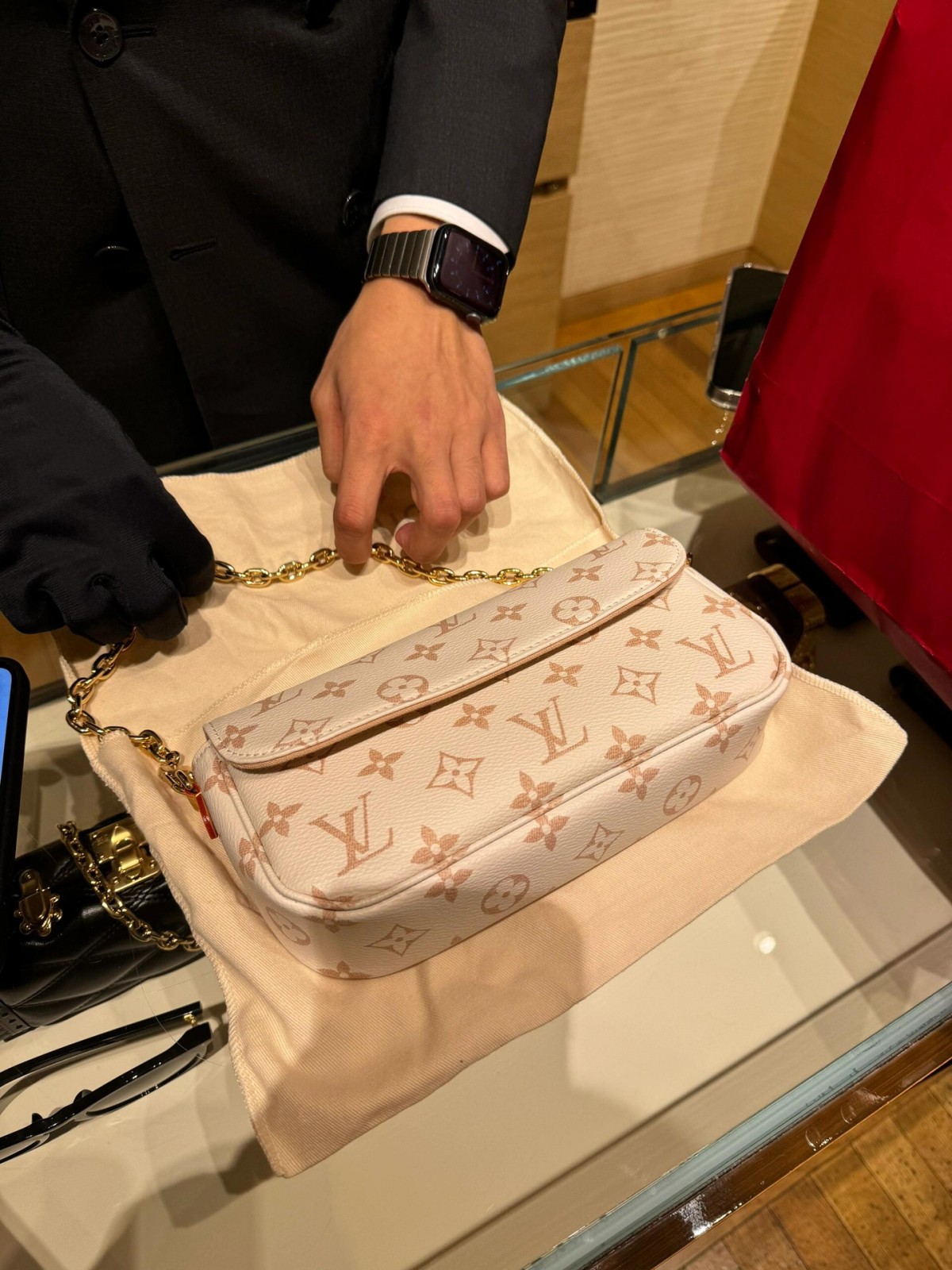 Shebag Super replica Louis Vuitton M83091 Ivy White Monogram bag(2025 July updated)-Best Quality Fake designer Bag Review, Replica designer bag ru