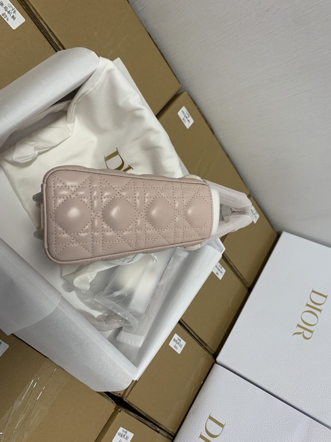 Shebag super replica Lady Dior in pink medium bag review(2025 July updated)-Best Quality Fake designer Bag Review, Replica designer bag ru