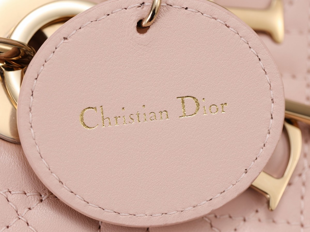 Shebag super replica Lady Dior in pink medium bag review(2025 July updated)-Best Quality Fake designer Bag Review, Replica designer bag ru