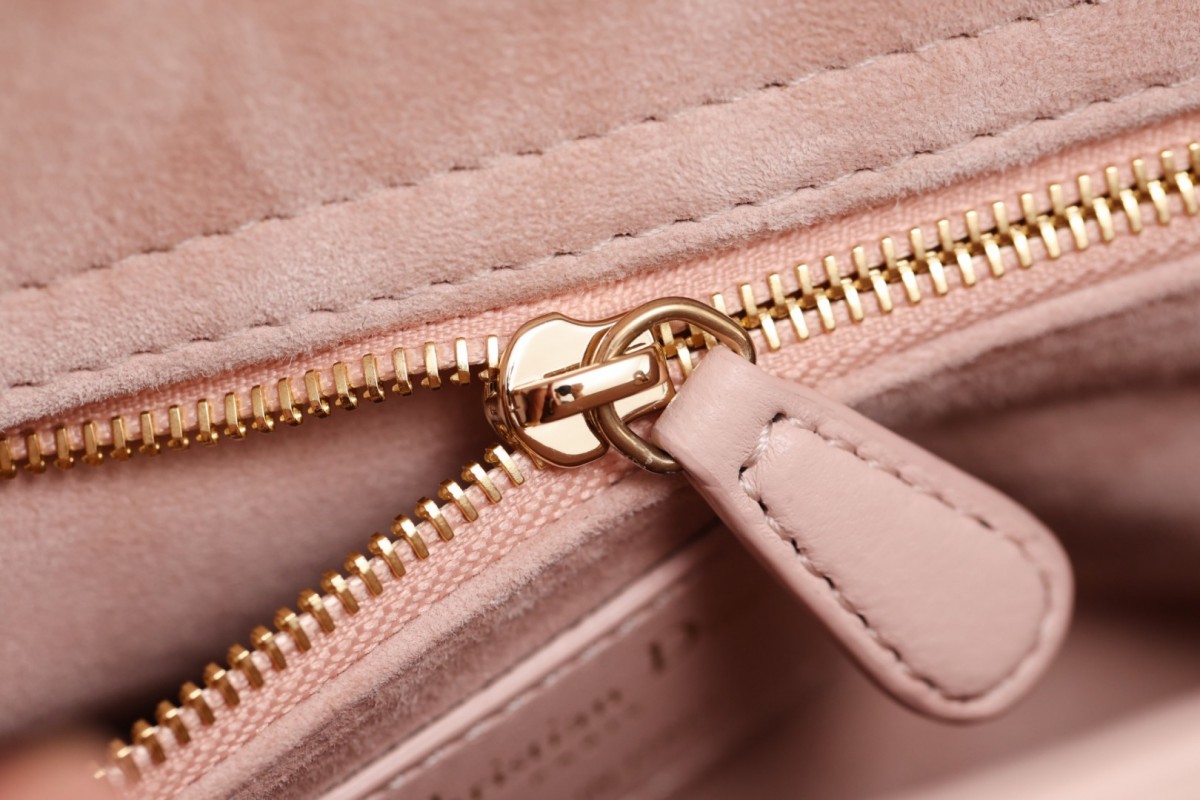 Shebag super replica Lady Dior in pink medium bag review(2025 July updated)-Best Quality Fake designer Bag Review, Replica designer bag ru