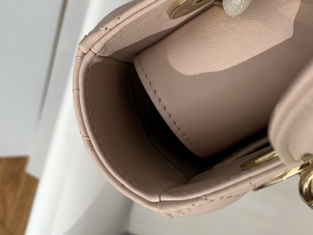 Shebag super replica Lady Dior in pink medium bag review(2025 July updated)-Best Quality Fake designer Bag Review, Replica designer bag ru