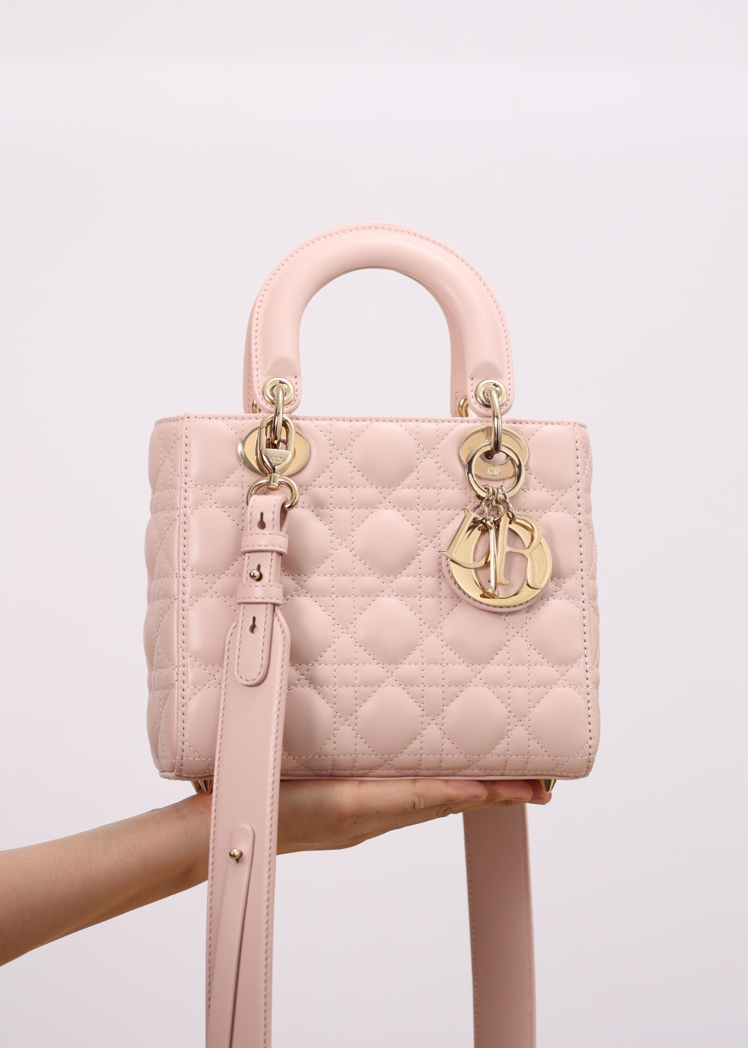 Shebag super replica Lady Dior in pink medium bag review(2025 July updated)-Best Quality Fake designer Bag Review, Replica designer bag ru
