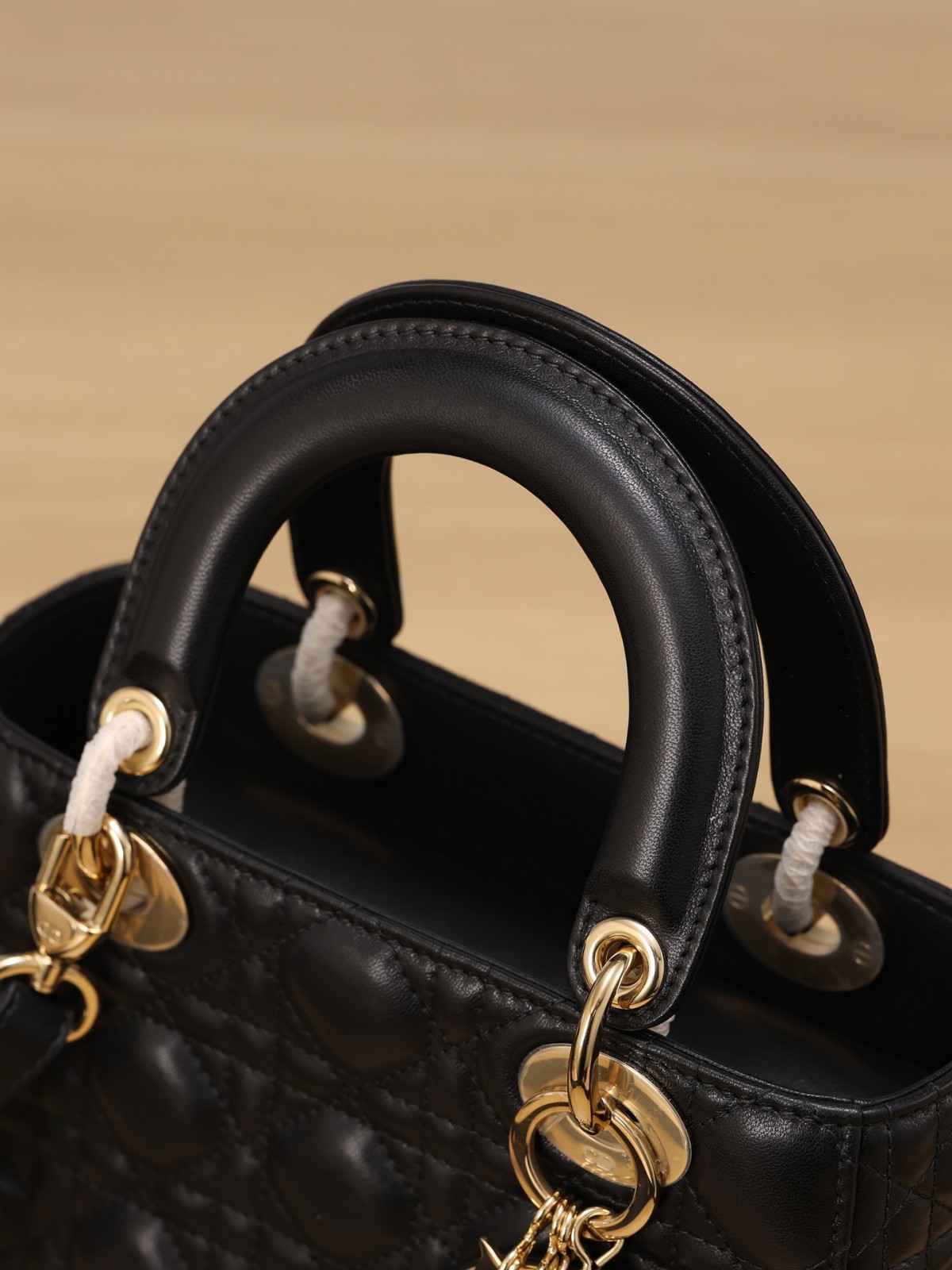 Shebag Super replica Lady Dior Small size in black bag review (2025 July Updated)-Best Quality Fake designer Bag Review, Replica designer bag ru