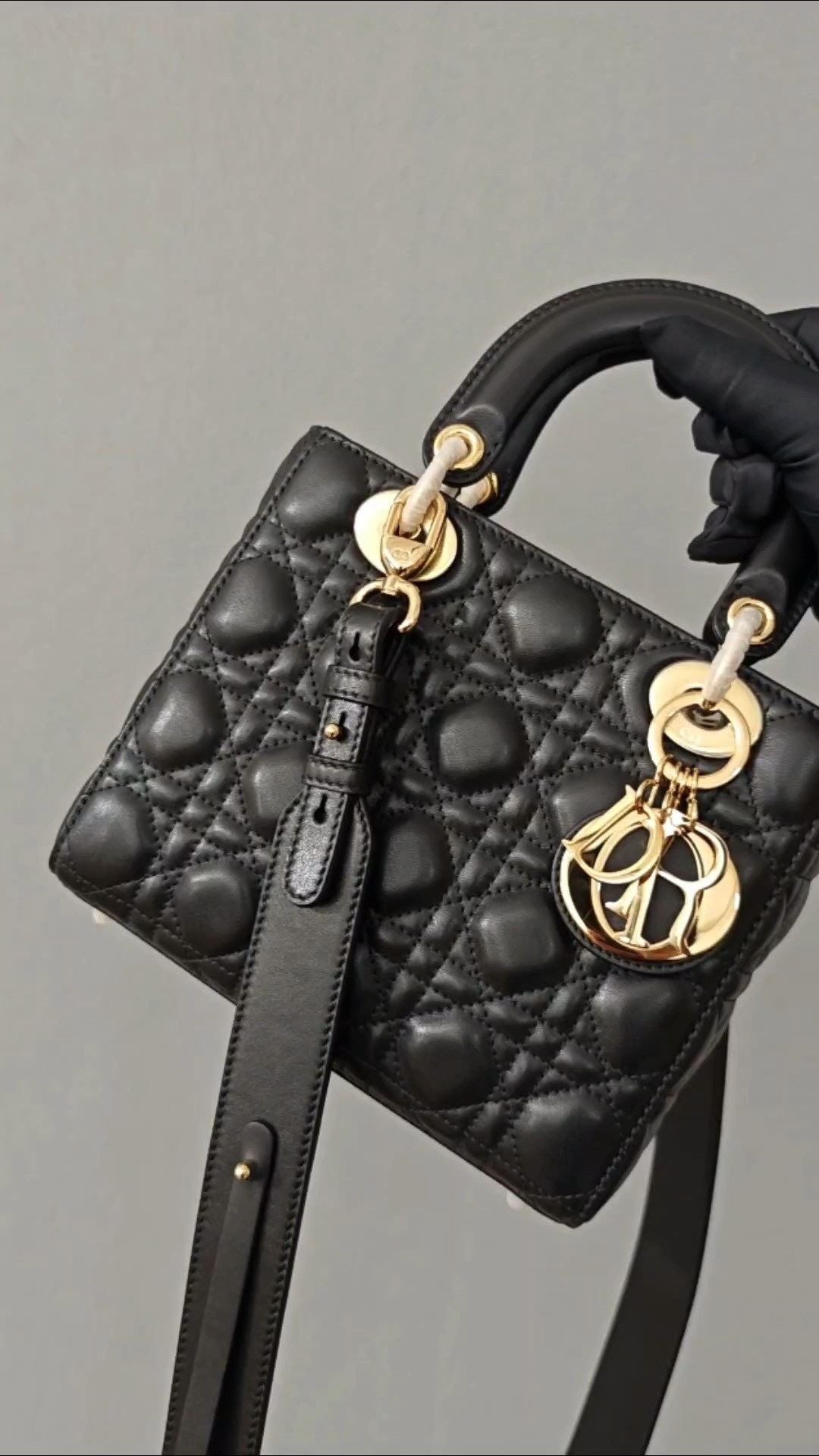 Shebag Super replica Lady Dior Small size in black bag review (2025 July Updated)-Best Quality Fake designer Bag Review, Replica designer bag ru