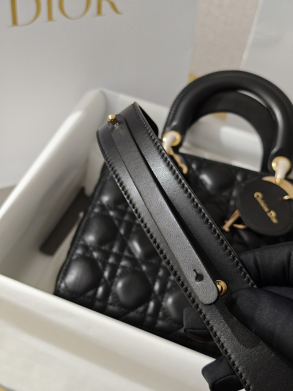 Shebag Super replica Lady Dior Small size in black bag review (2025 July Updated)-Best Quality Fake designer Bag Review, Replica designer bag ru