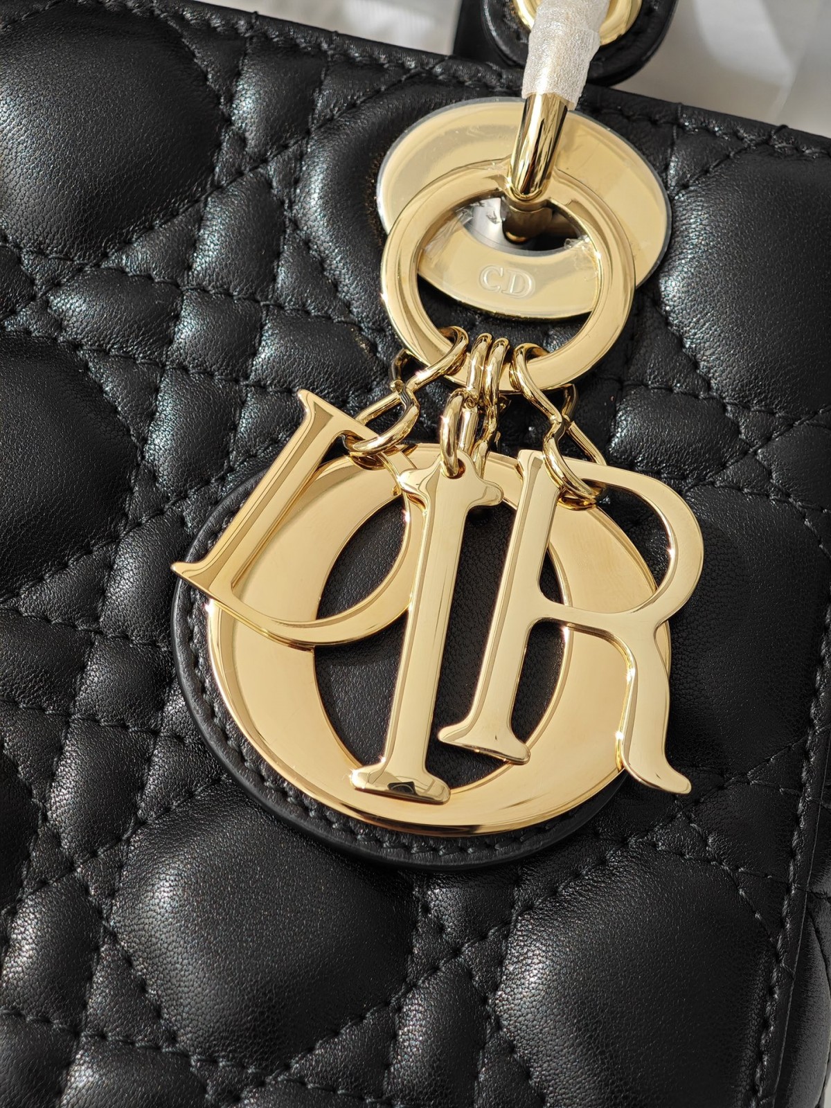 Shebag Super replica Lady Dior Small size in black bag review (2025 July Updated)-Best Quality Fake designer Bag Review, Replica designer bag ru