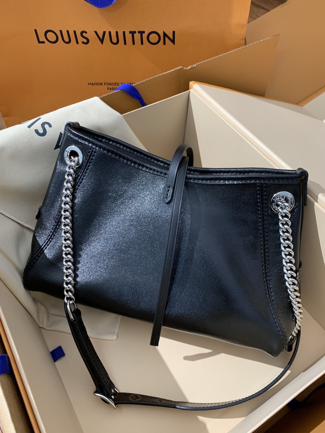 Shebag Super replica Louis Vuitton carryall dark bb lambskin bag review(July 2025 updated)-Best Quality Fake designer Bag Review, Replica designer bag ru