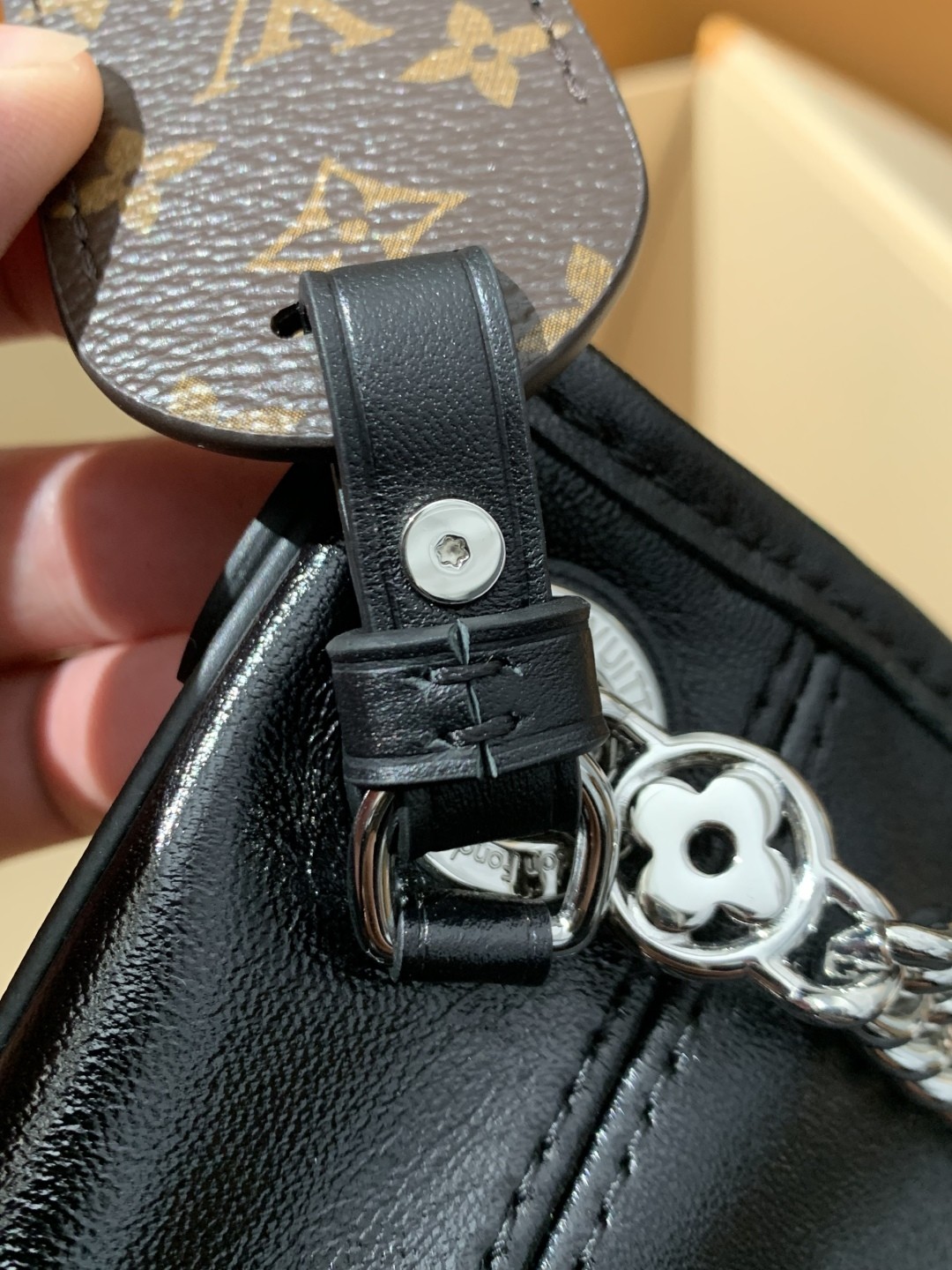 Shebag Super replica Louis Vuitton carryall dark bb lambskin bag review(July 2025 updated)-Best Quality Fake designer Bag Review, Replica designer bag ru