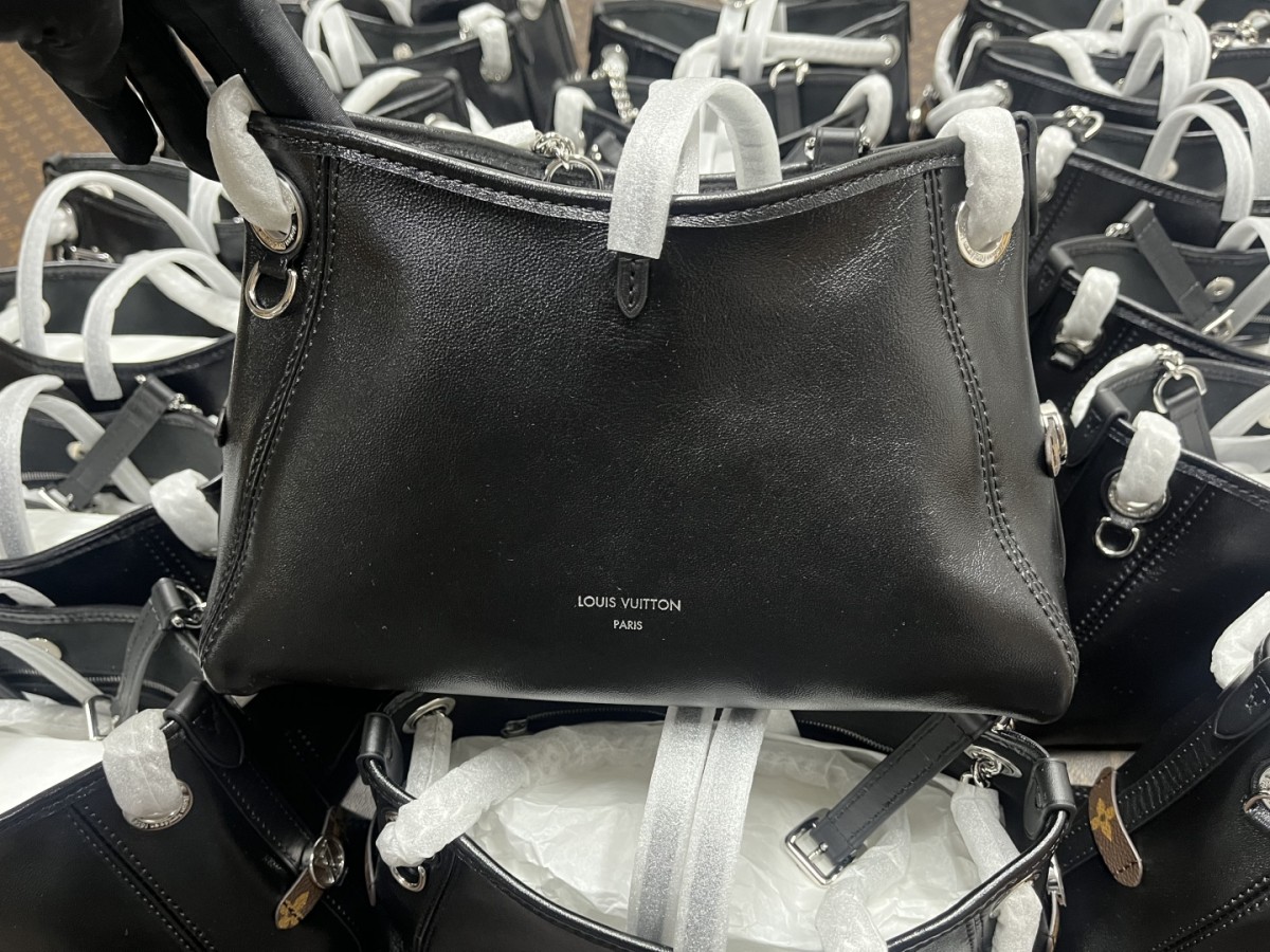 Shebag Super replica Louis Vuitton carryall dark bb lambskin bag review(July 2025 updated)-Best Quality Fake designer Bag Review, Replica designer bag ru