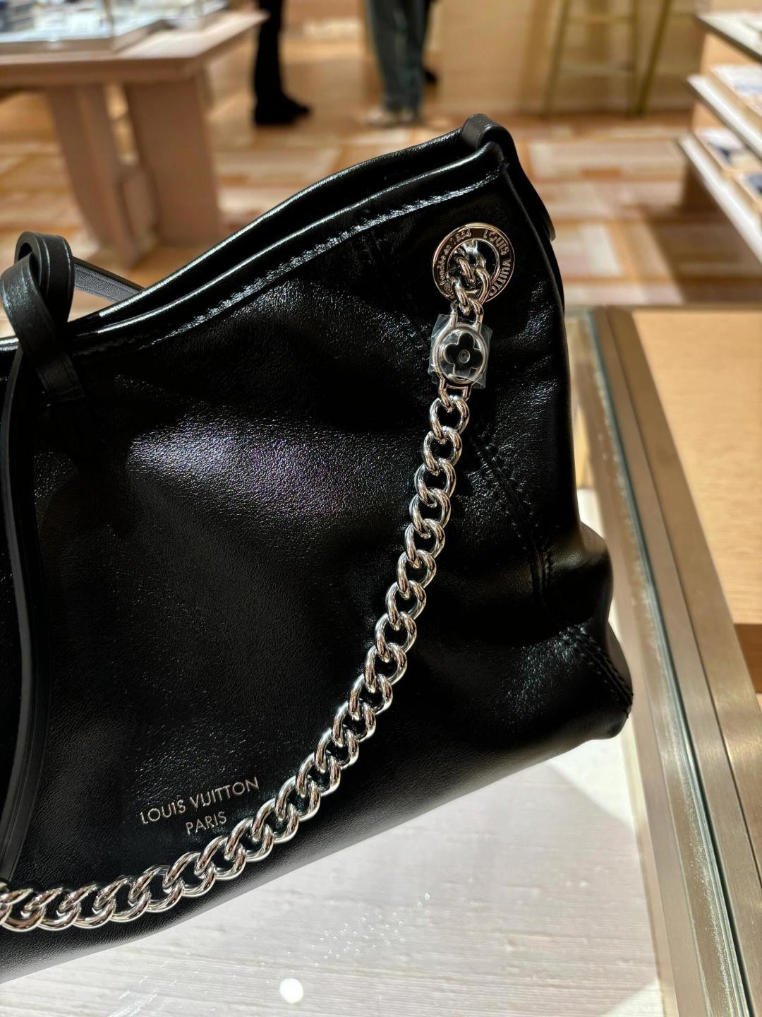 Shebag Super replica Louis Vuitton carryall dark bb lambskin bag review(July 2025 updated)-Best Quality Fake designer Bag Review, Replica designer bag ru