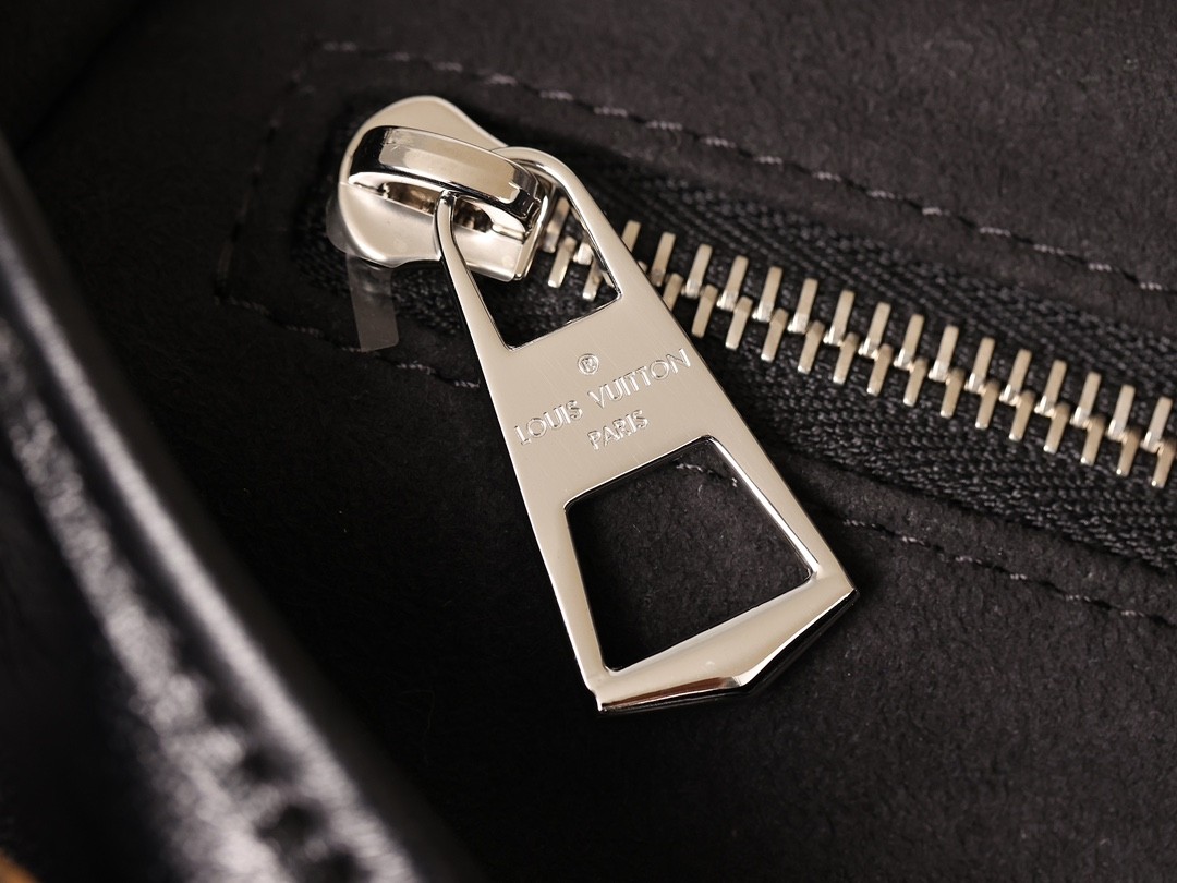 Shebag Super replica Louis Vuitton Carryall dark full leather lambskin bag review(July 2025 Updated)-Best Quality Fake designer Bag Review, Replica designer bag ru Shebag Super replica Louis Vuitton Carryall dark full leather lambskin bag review(July 2025 Updated)-Best Quality Fake designer Bag Review, Replica designer bag ru