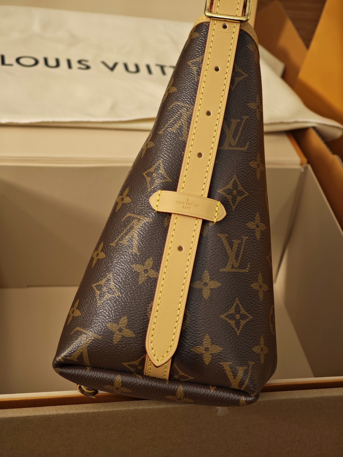 Shebag Super replica M46203 Louis Vuitton Carryall small bag review(August 2025 Updated)-Best Quality Fake designer Bag Review, Replica designer bag ru Shebag Super replica M46203 Louis Vuitton Carryall small bag review(August 2025 Updated)-Best Quality Fake designer Bag Review, Replica designer bag ru