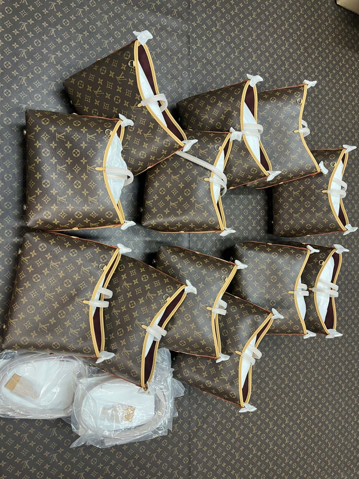 Shebag Super replica M46203 Louis Vuitton Carryall small bag review(August 2025 Updated)-Best Quality Fake designer Bag Review, Replica designer bag ru Shebag Super replica M46203 Louis Vuitton Carryall small bag review(August 2025 Updated)-Best Quality Fake designer Bag Review, Replica designer bag ru