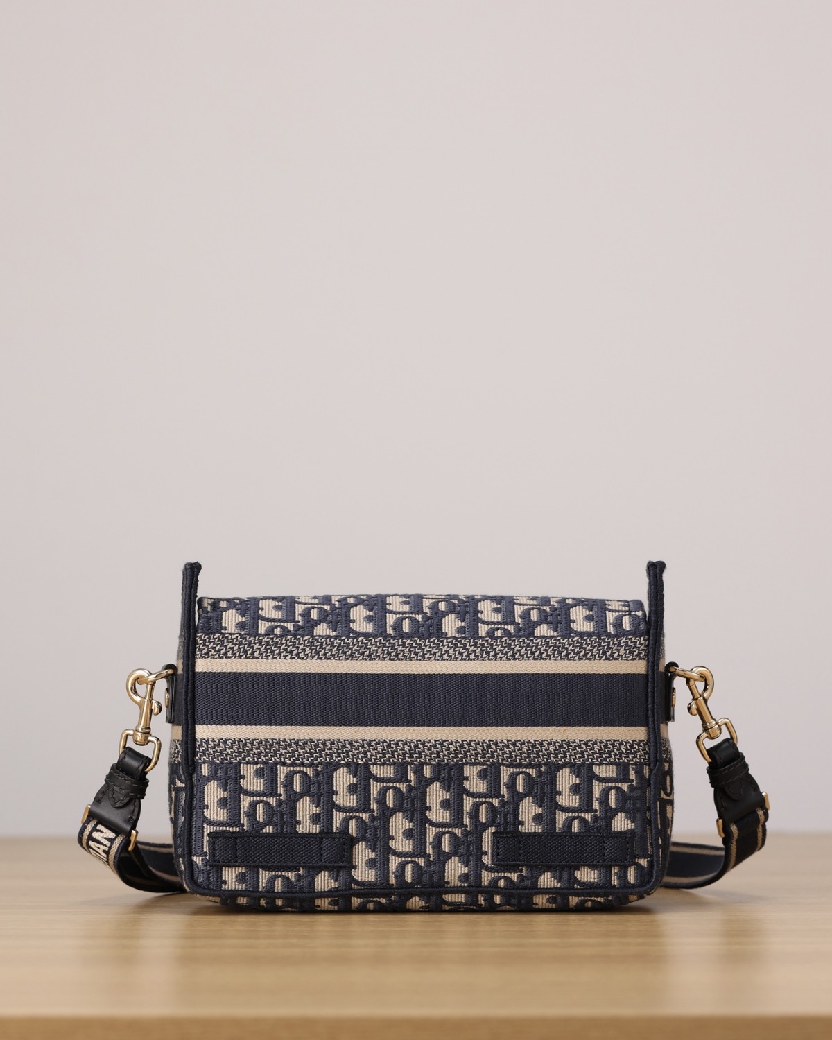 Shebag Super replica Dior Camp bag review(August 2025 Updated)-Best Quality Fake designer Bag Review, Replica designer bag ru Shebag Super replica Dior Camp bag review(August 2025 Updated)-Best Quality Fake designer Bag Review, Replica designer bag ru