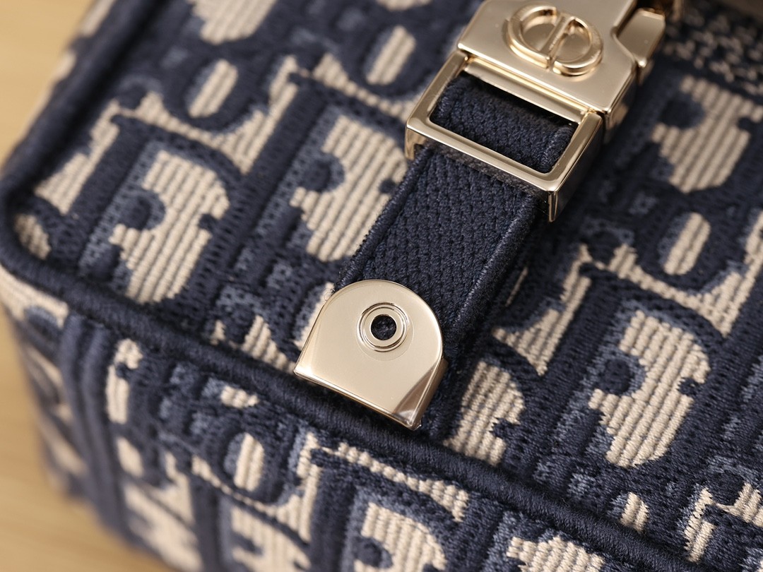 Shebag Super replica Dior Camp bag review(August 2025 Updated)-Best Quality Fake designer Bag Review, Replica designer bag ru Shebag Super replica Dior Camp bag review(August 2025 Updated)-Best Quality Fake designer Bag Review, Replica designer bag ru