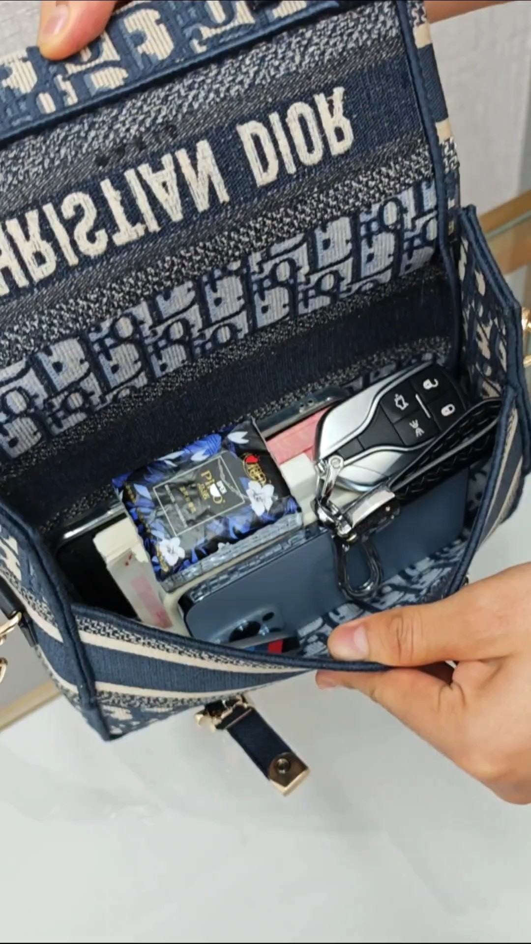 Shebag Super replica Dior Camp bag review(August 2025 Updated)-Best Quality Fake designer Bag Review, Replica designer bag ru Shebag Super replica Dior Camp bag review(August 2025 Updated)-Best Quality Fake designer Bag Review, Replica designer bag ru
