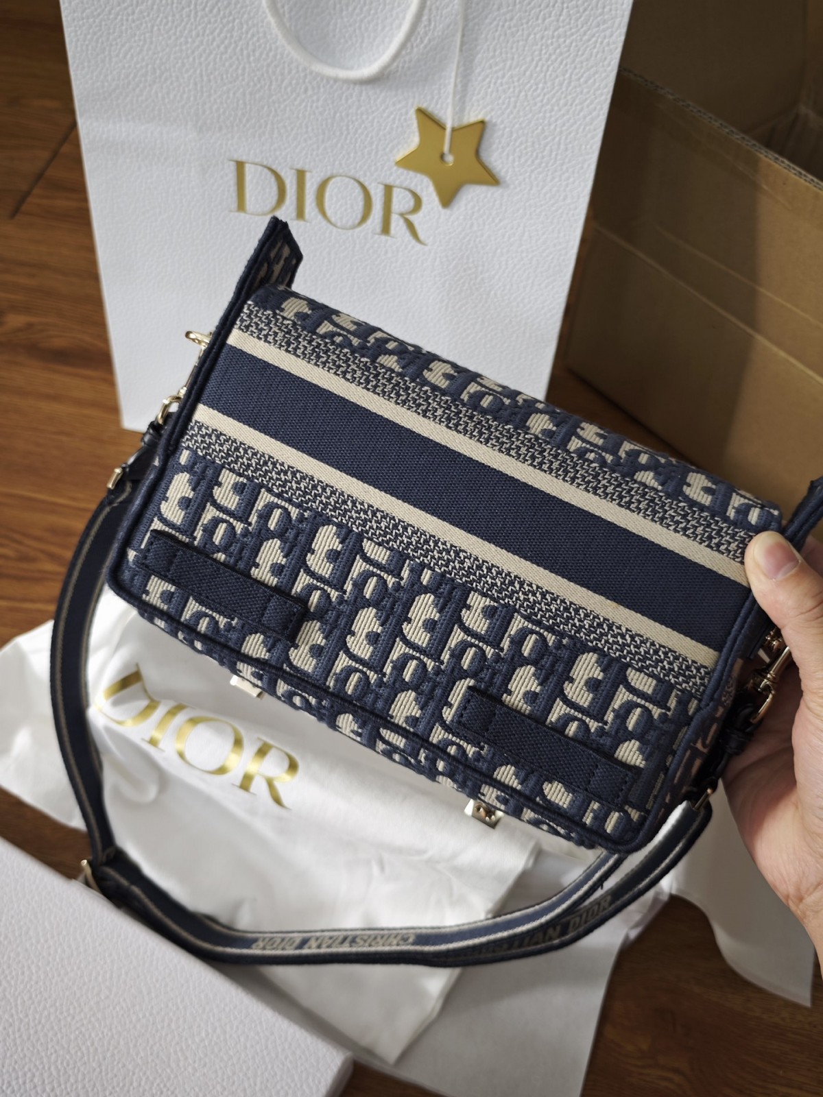 Shebag Super replica Dior Camp bag review(August 2025 Updated)-Best Quality Fake designer Bag Review, Replica designer bag ru Shebag Super replica Dior Camp bag review(August 2025 Updated)-Best Quality Fake designer Bag Review, Replica designer bag ru