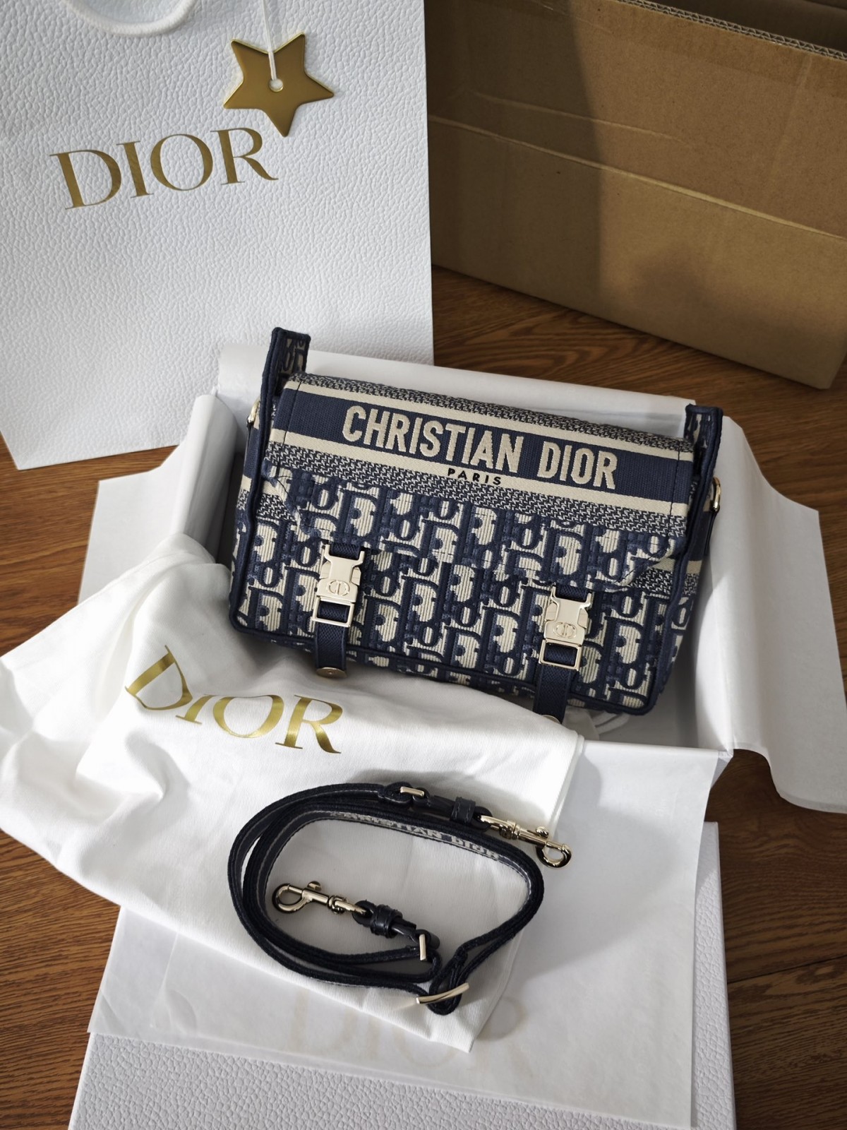 Shebag Super replica Dior Camp bag review(August 2025 Updated)-Best Quality Fake designer Bag Review, Replica designer bag ru Shebag Super replica Dior Camp bag review(August 2025 Updated)-Best Quality Fake designer Bag Review, Replica designer bag ru