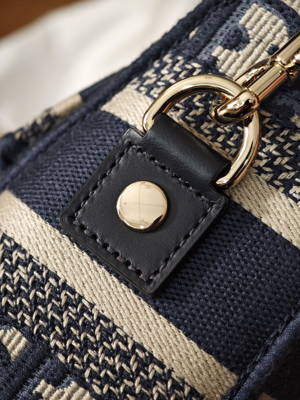 Shebag Super replica Dior Camp bag review(August 2025 Updated)-Best Quality Fake designer Bag Review, Replica designer bag ru Shebag Super replica Dior Camp bag review(August 2025 Updated)-Best Quality Fake designer Bag Review, Replica designer bag ru