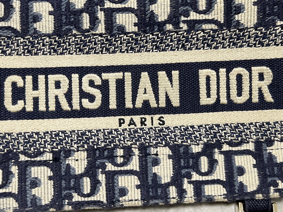 Shebag Super replica Dior Camp bag review(August 2025 Updated)-Best Quality Fake designer Bag Review, Replica designer bag ru Shebag Super replica Dior Camp bag review(August 2025 Updated)-Best Quality Fake designer Bag Review, Replica designer bag ru