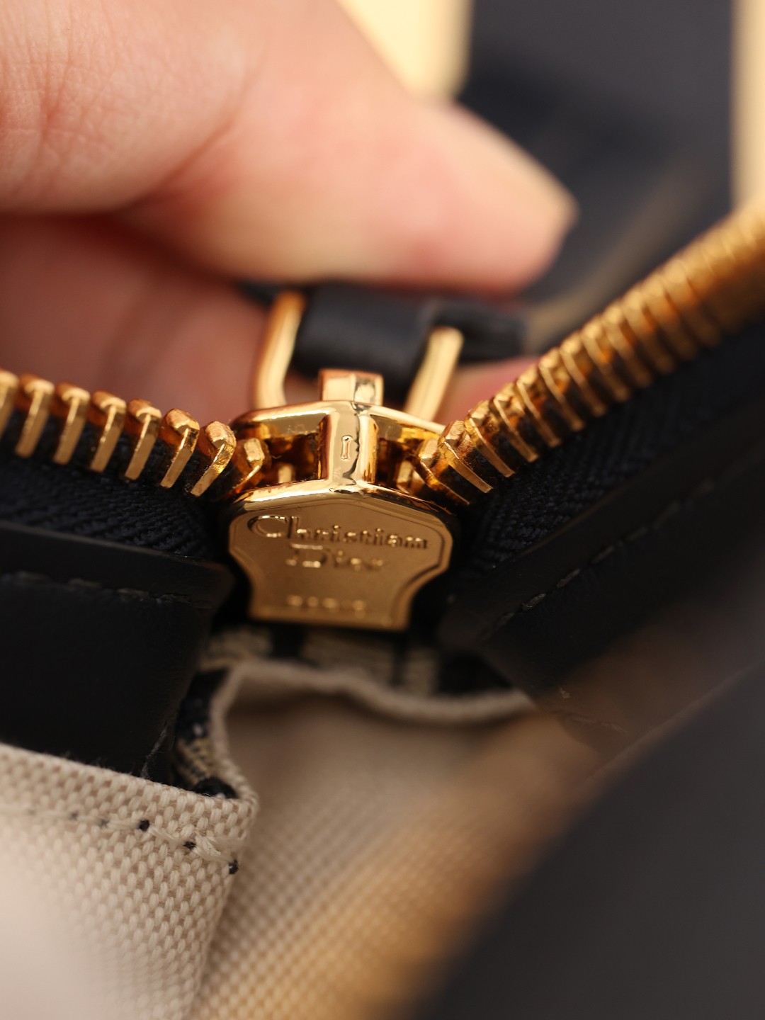 Shebag Super replica Dior D Journey bag review (August 2025 updated)-Best Quality Fake designer Bag Review, Replica designer bag ru Shebag Super replica Dior D Journey bag review (August 2025 updated)-Best Quality Fake designer Bag Review, Replica designer bag ru