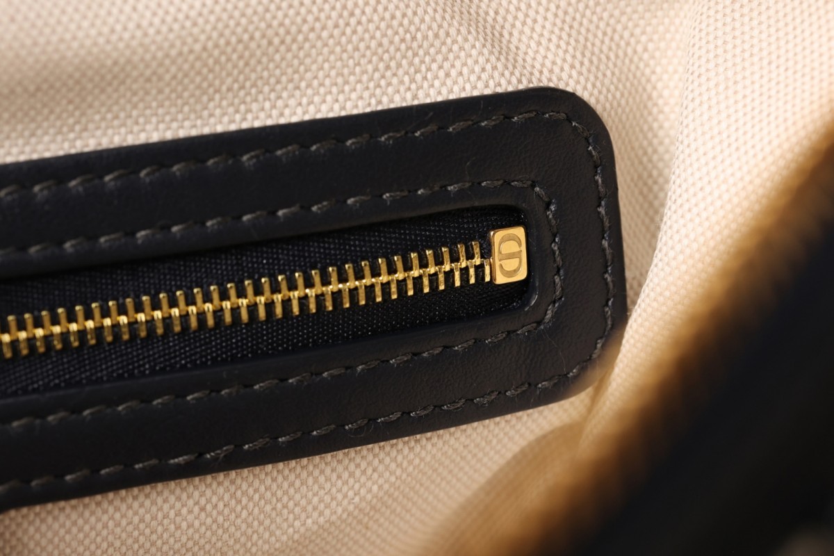 Shebag Super replica Dior D Journey bag review (August 2025 updated)-Best Quality Fake designer Bag Review, Replica designer bag ru Shebag Super replica Dior D Journey bag review (August 2025 updated)-Best Quality Fake designer Bag Review, Replica designer bag ru