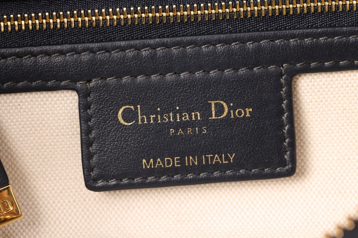 Shebag Super replica Dior D Journey bag review (August 2025 updated)-Best Quality Fake designer Bag Review, Replica designer bag ru Shebag Super replica Dior D Journey bag review (August 2025 updated)-Best Quality Fake designer Bag Review, Replica designer bag ru