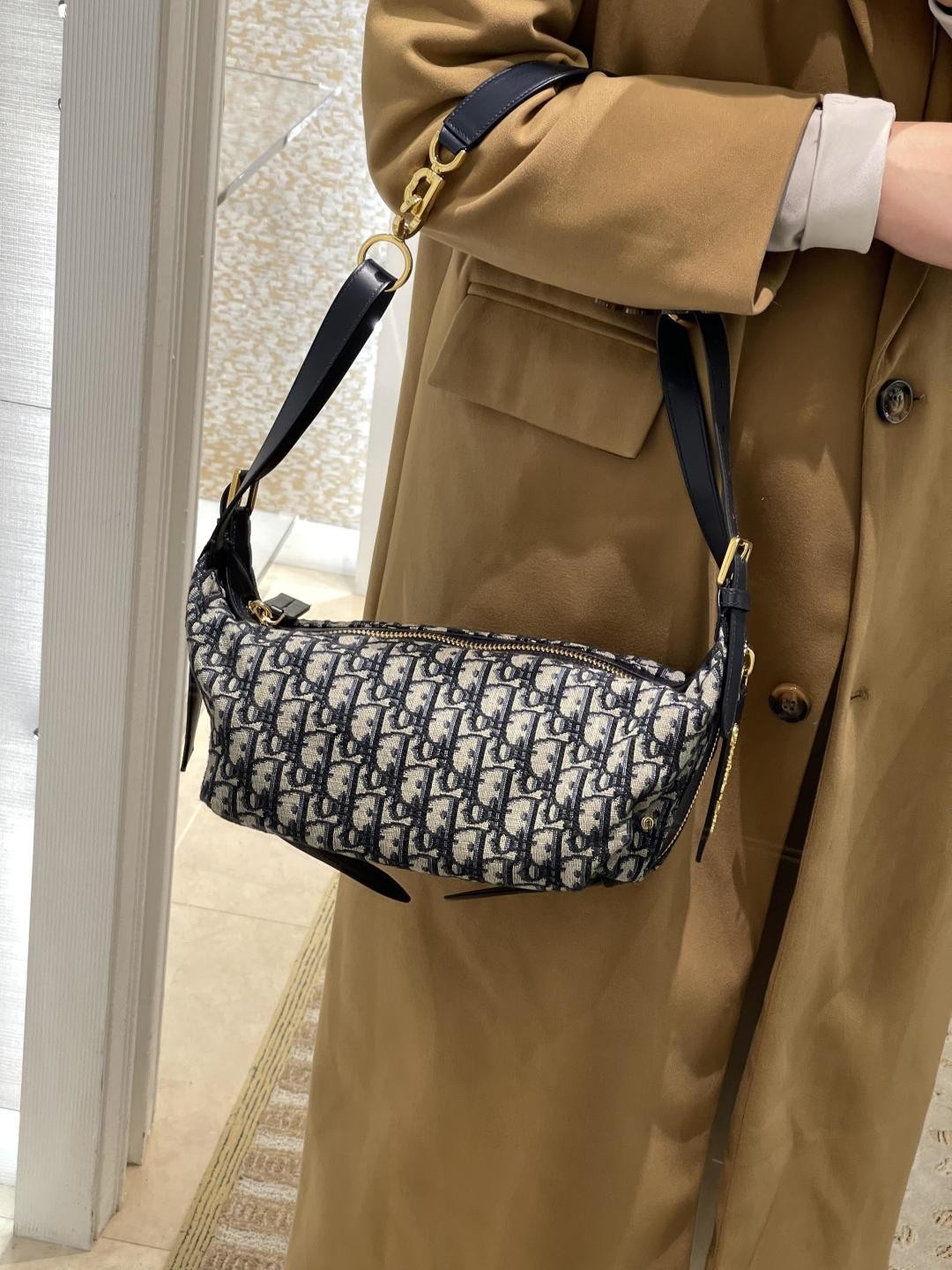 Shebag Super replica Dior D Journey bag review (August 2025 updated)-Best Quality Fake designer Bag Review, Replica designer bag ru Shebag Super replica Dior D Journey bag review (August 2025 updated)-Best Quality Fake designer Bag Review, Replica designer bag ru