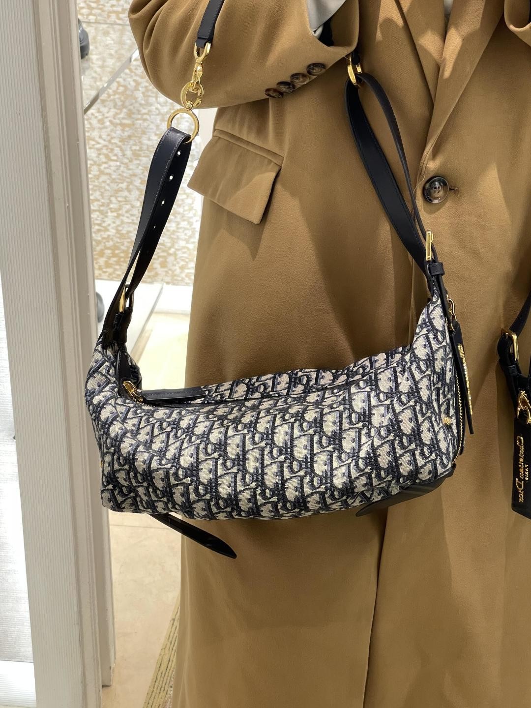 Shebag Super replica Dior D Journey bag review (August 2025 updated)-Best Quality Fake designer Bag Review, Replica designer bag ru Shebag Super replica Dior D Journey bag review (August 2025 updated)-Best Quality Fake designer Bag Review, Replica designer bag ru