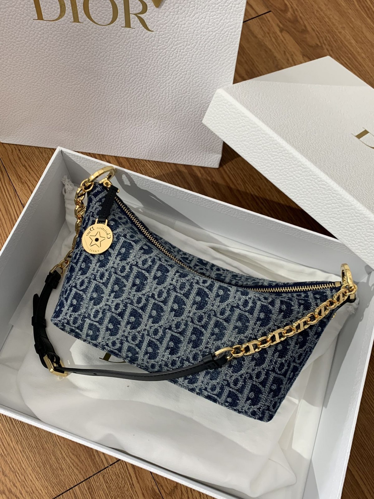 Shebag Super replica Dior Diorstar Hobo bag review(August 2025 updated)-Best Quality Fake designer Bag Review, Replica designer bag ru Shebag Super replica Dior Diorstar Hobo bag review(August 2025 updated)-Best Quality Fake designer Bag Review, Replica designer bag ru