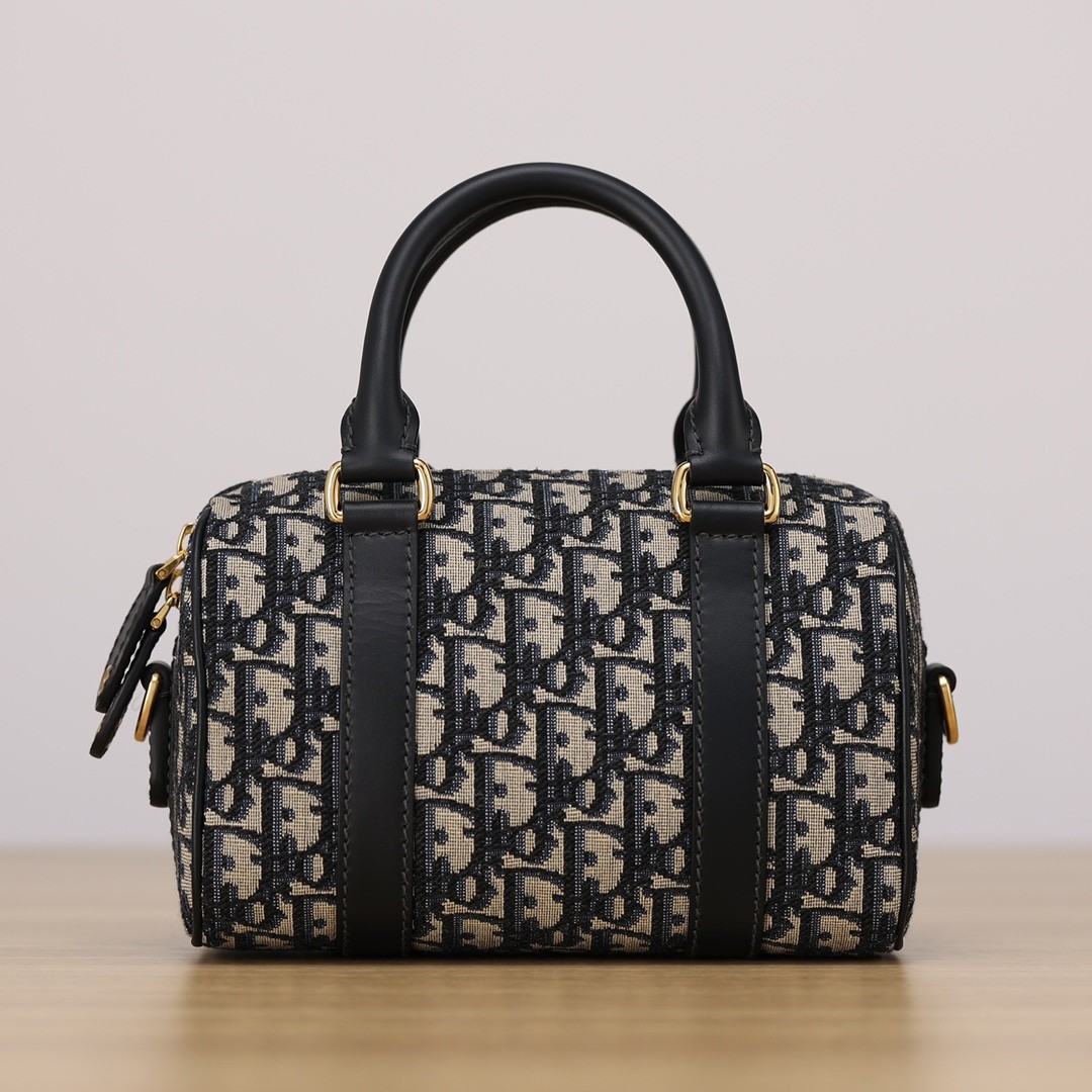 Shebag Super replica Dior groove 20 bag review(August 2025 updated)-Best Quality Fake designer Bag Review, Replica designer bag ru
