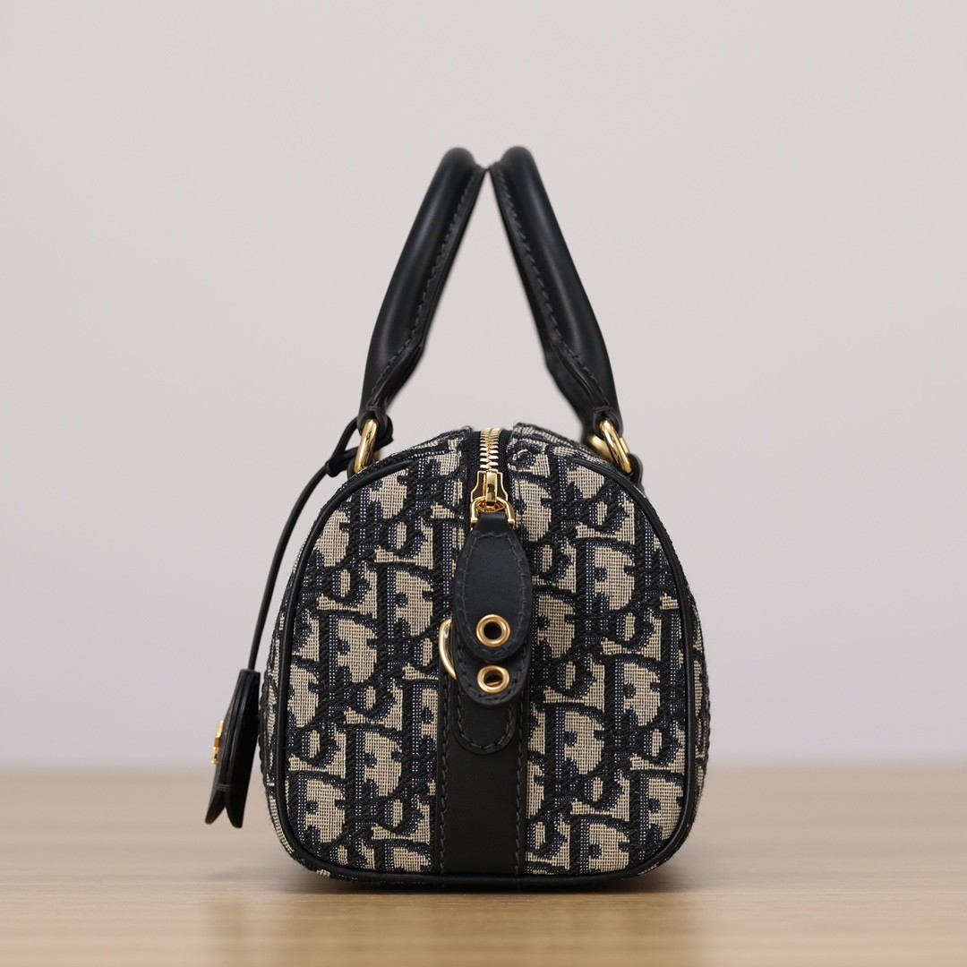 Shebag Super replica Dior groove 20 bag review(August 2025 updated)-Best Quality Fake designer Bag Review, Replica designer bag ru