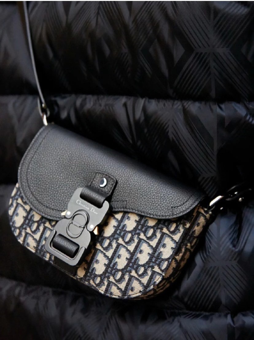 Shebag Super replica Dior New Saddle bag review(August 2025 updated)-Best Quality Fake designer Bag Review, Replica designer bag ru