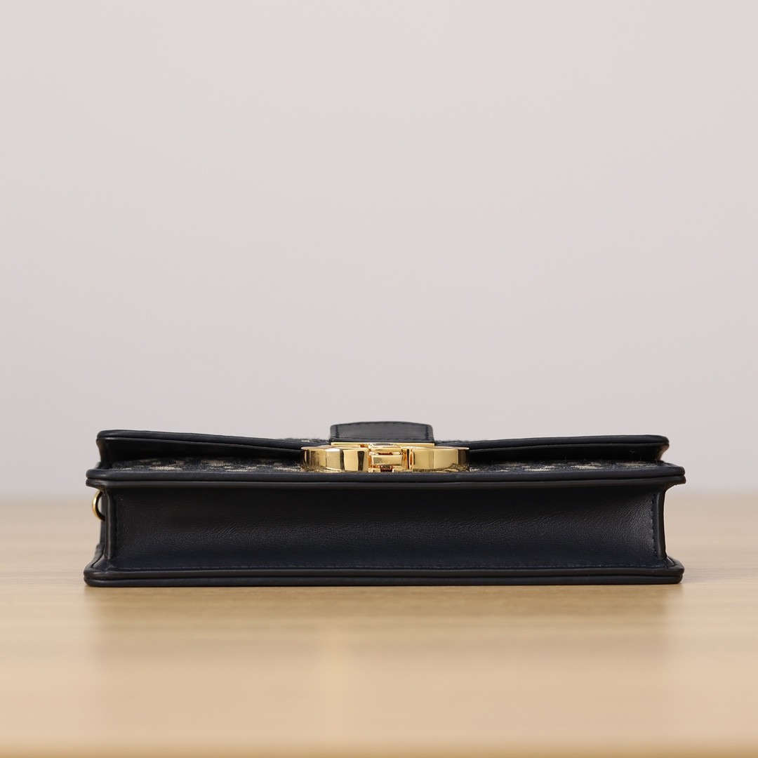 Shebag Super replica Dior Montaigne 30 east west bag review (August 2025 updated)-Best Quality Fake designer Bag Review, Replica designer bag ru Shebag Super replica Dior Montaigne 30 east west bag review (August 2025 updated)-Best Quality Fake designer Bag Review, Replica designer bag ru