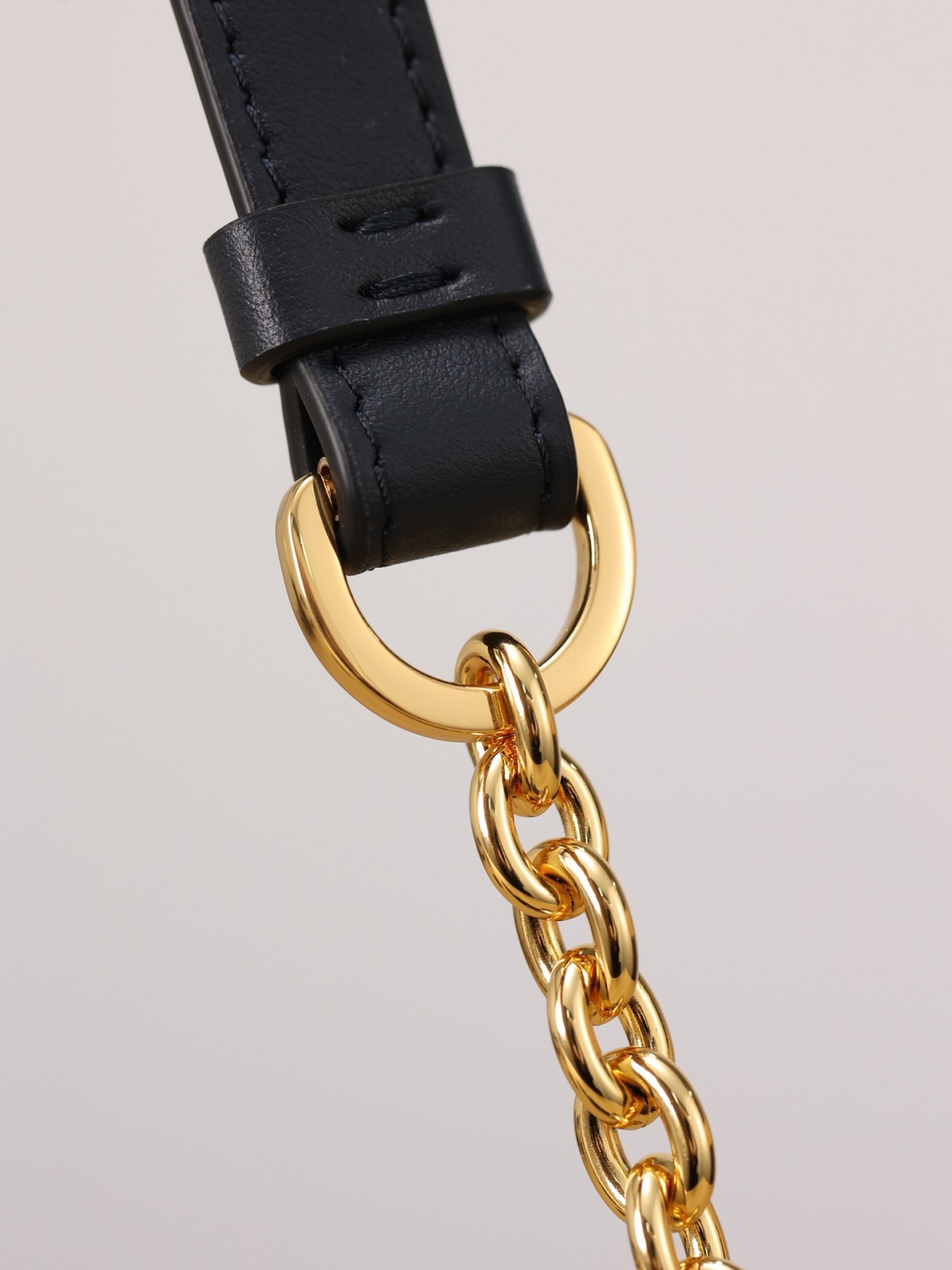 Shebag Super replica Dior Montaigne 30 east west bag review (August 2025 updated)-Best Quality Fake designer Bag Review, Replica designer bag ru Shebag Super replica Dior Montaigne 30 east west bag review (August 2025 updated)-Best Quality Fake designer Bag Review, Replica designer bag ru