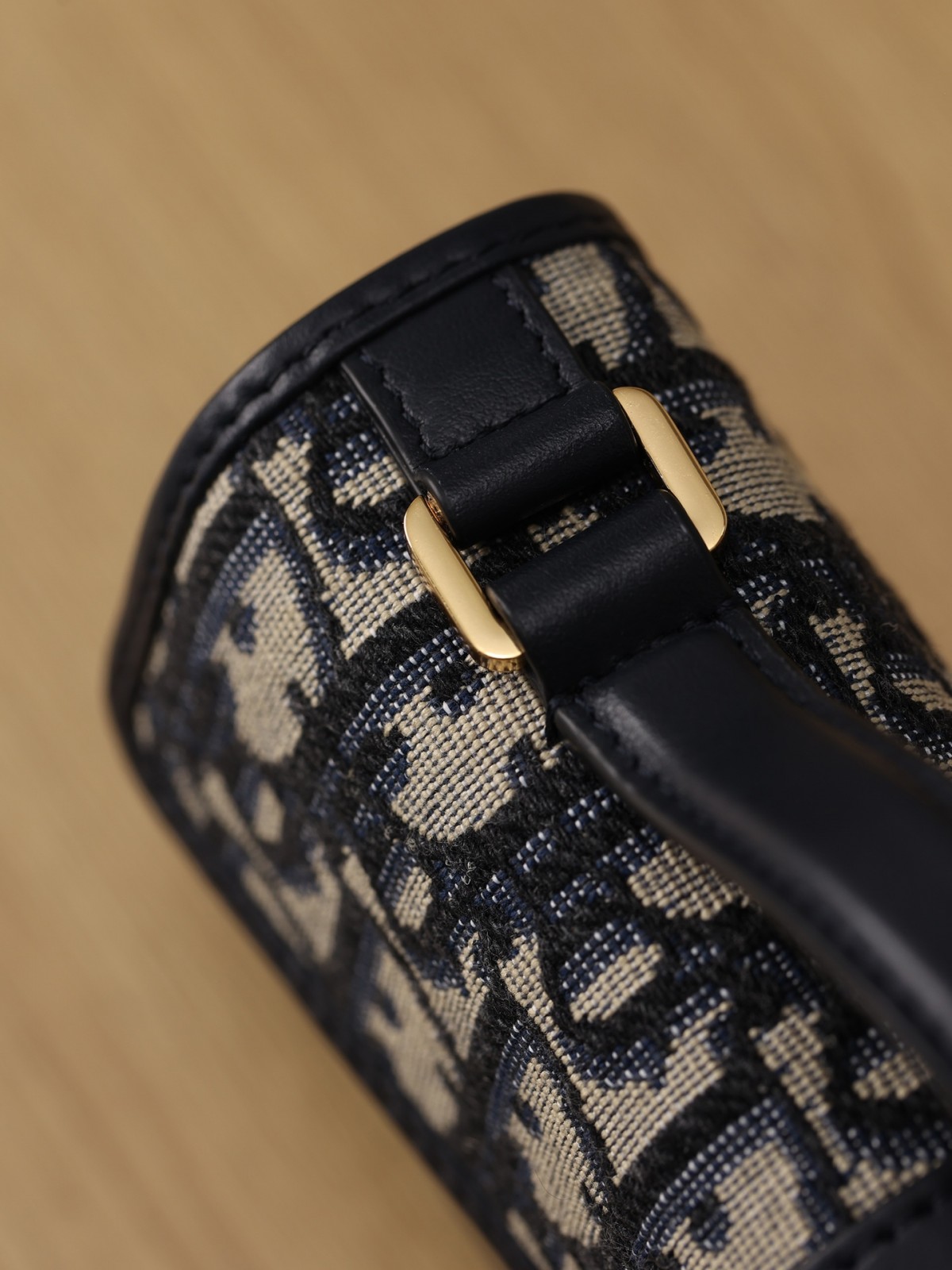 Shebag Super replica Dior Montaigne 30 east west bag review (August 2025 updated)-Best Quality Fake designer Bag Review, Replica designer bag ru Shebag Super replica Dior Montaigne 30 east west bag review (August 2025 updated)-Best Quality Fake designer Bag Review, Replica designer bag ru